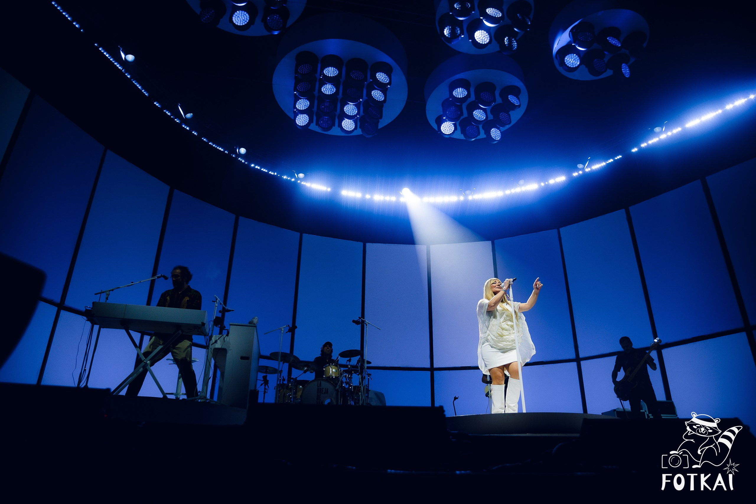 La Oreja de Van Gogh reunió a Amaia Montero en el Movistar Arena de Madrid — Fotos, 2026 | FOTKAI