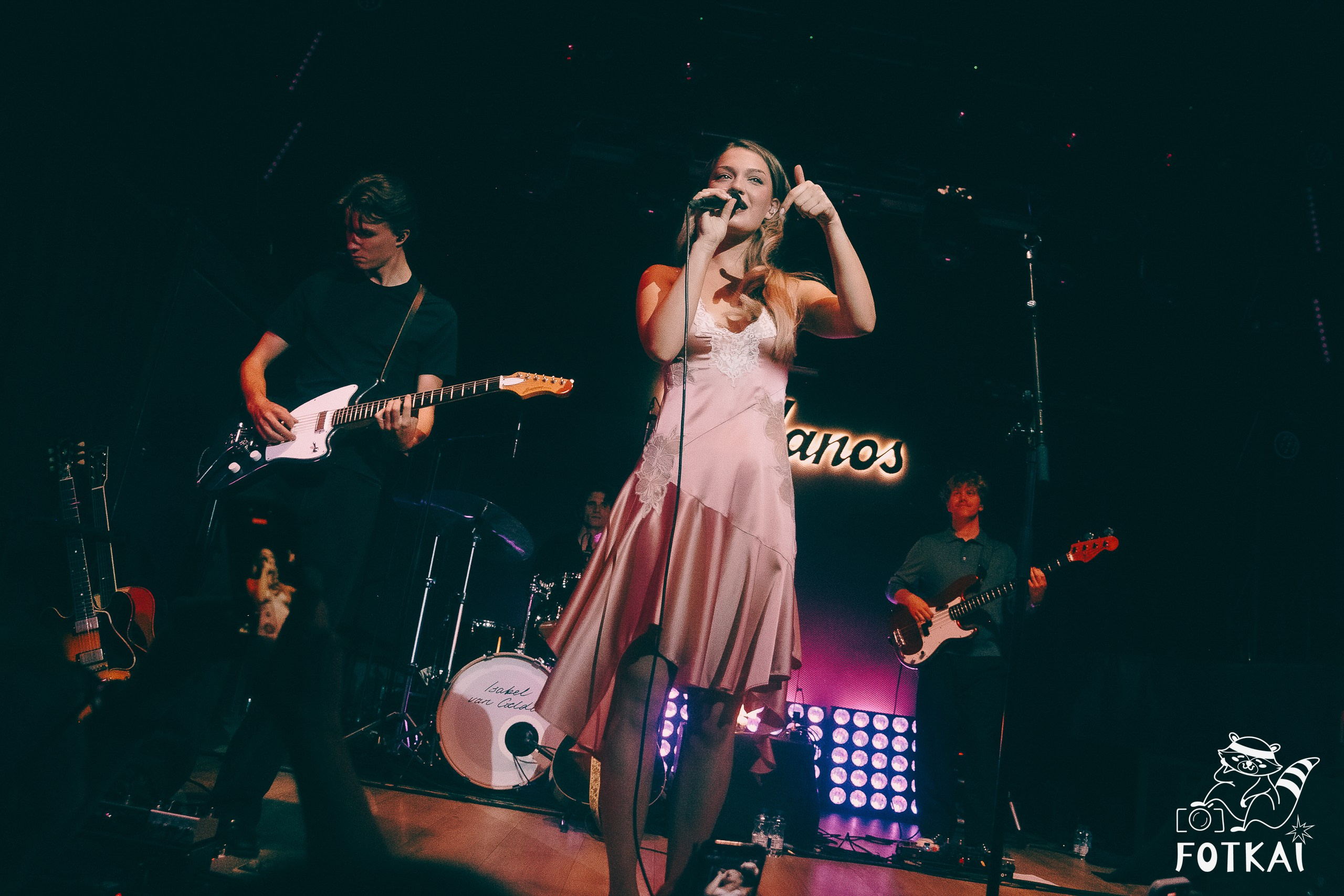 Isabel van Gelder debutó en España con su pop onírico en la Sala Villanos de Madrid, 2026 | FOTKAI