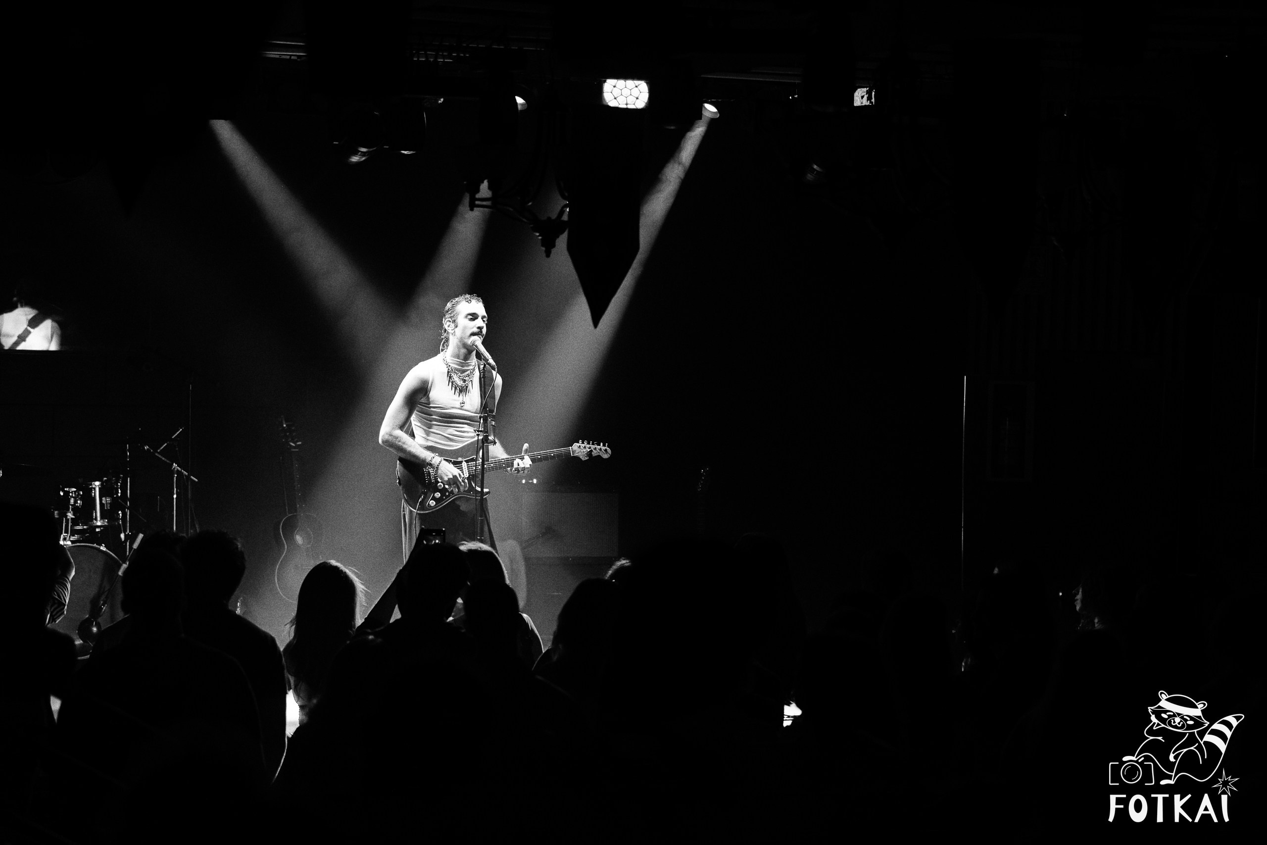 Santi Muk en Sala Copérnico de Madrid: fotos del concierto de nueva canción argentina, 2026 | FOTKAI