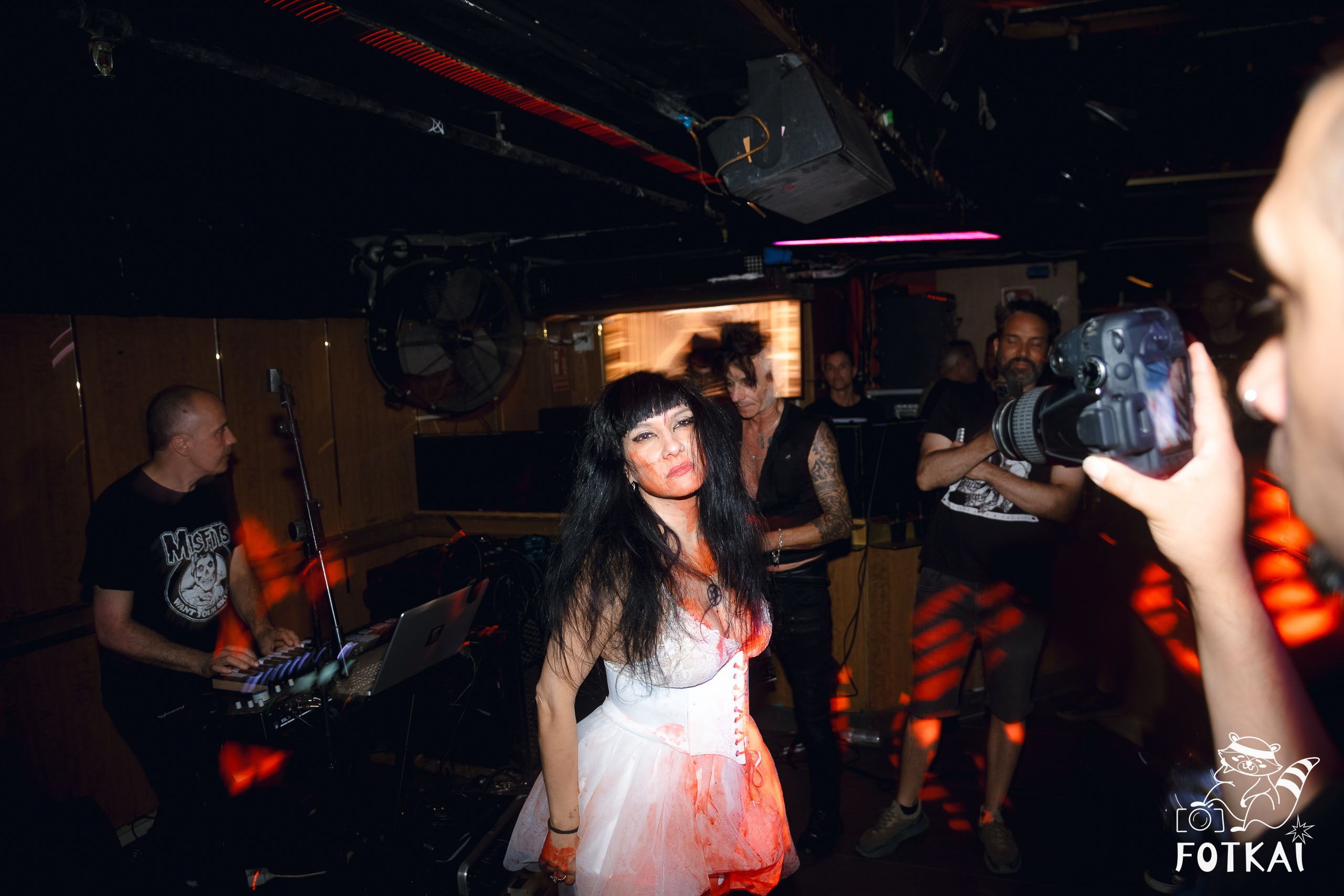 Post-Punk Fest 2026 en Madrid: así vivimos la noche de Blood Desire, No Entity y Telaraña | FOTKAI