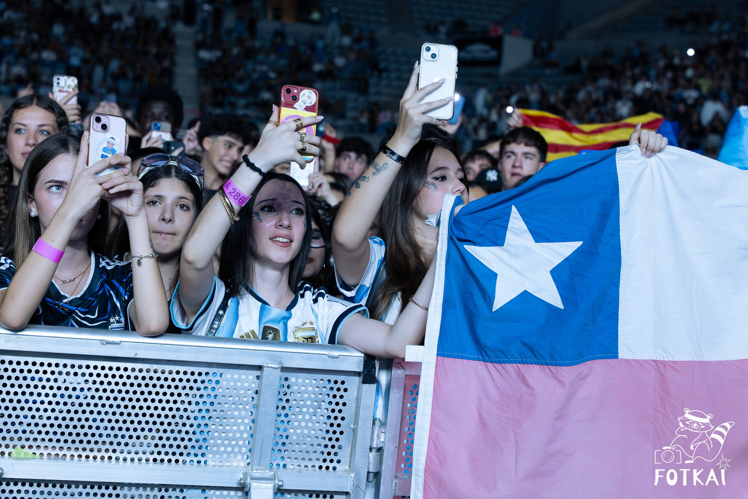 Trueno debutó en el Palau Sant Jordi: fotos del concierto del rapero en Barcelona, 2026 | FOTKAI