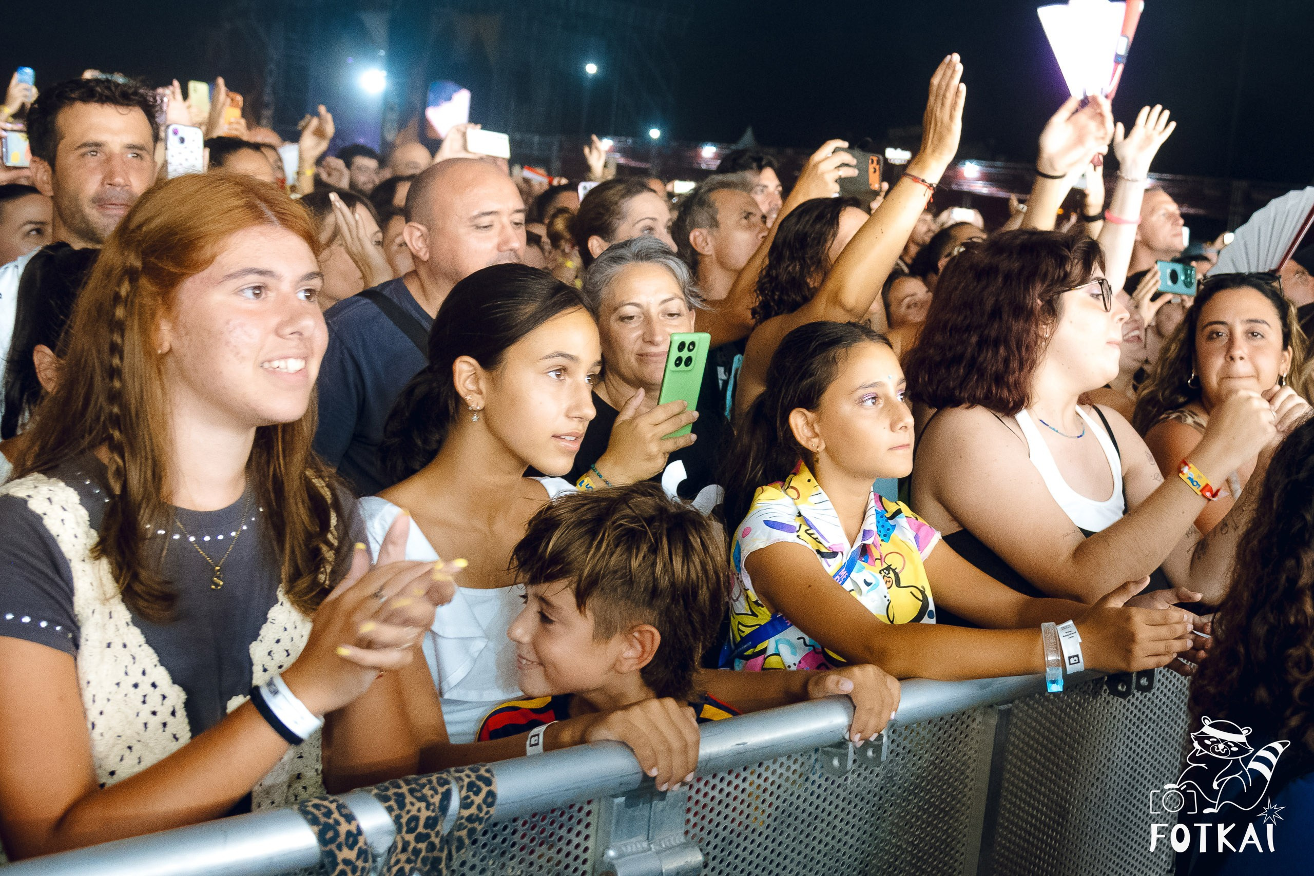 Low Festival 2026 — Busca y descarga gratis tus fotos del tercer día en Torrevieja | FOTKAI