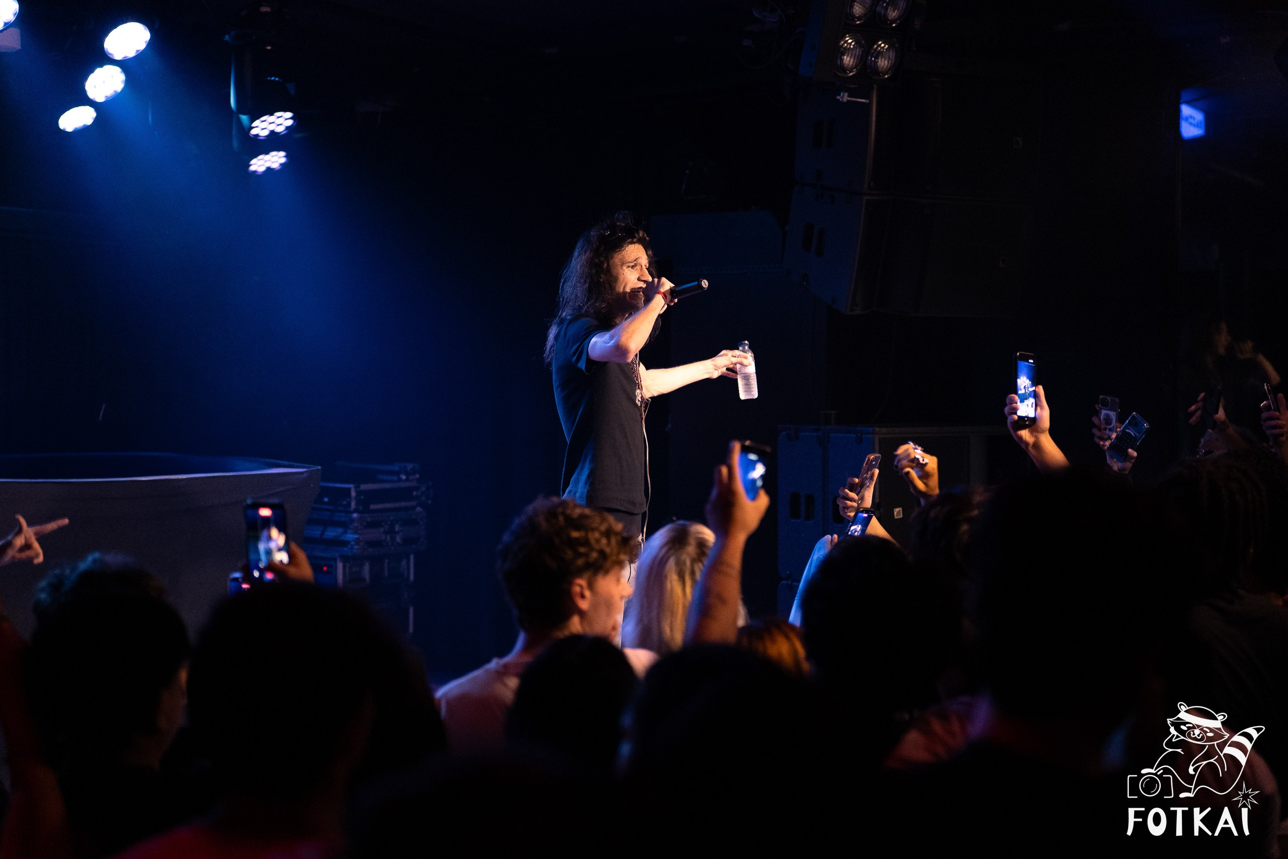 Enzocerobulto Brought Argentine Trap to Razzmatazz Barcelona — Only Spanish Date, 2026 | FOTKAI