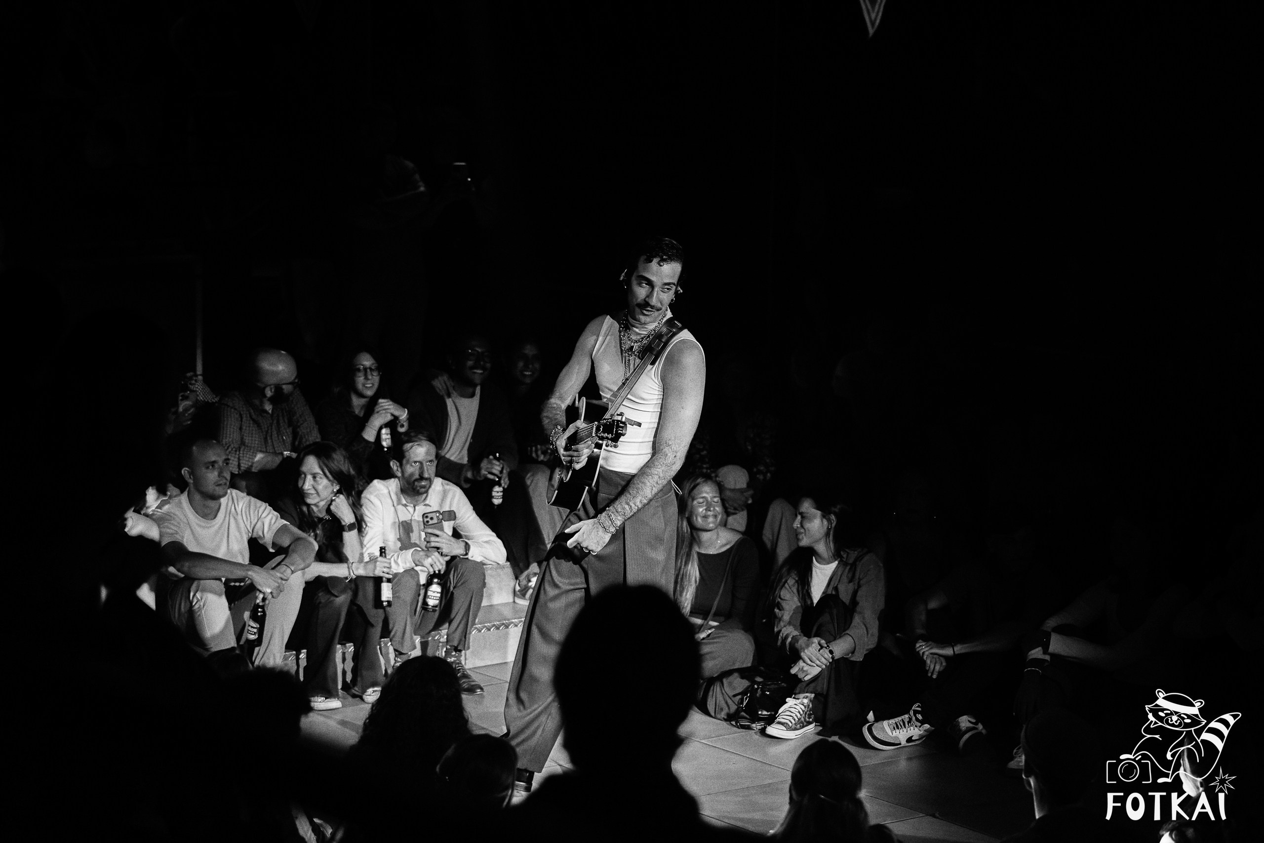 Santi Muk en Sala Copérnico de Madrid: fotos del concierto de nueva canción argentina, 2026 | FOTKAI