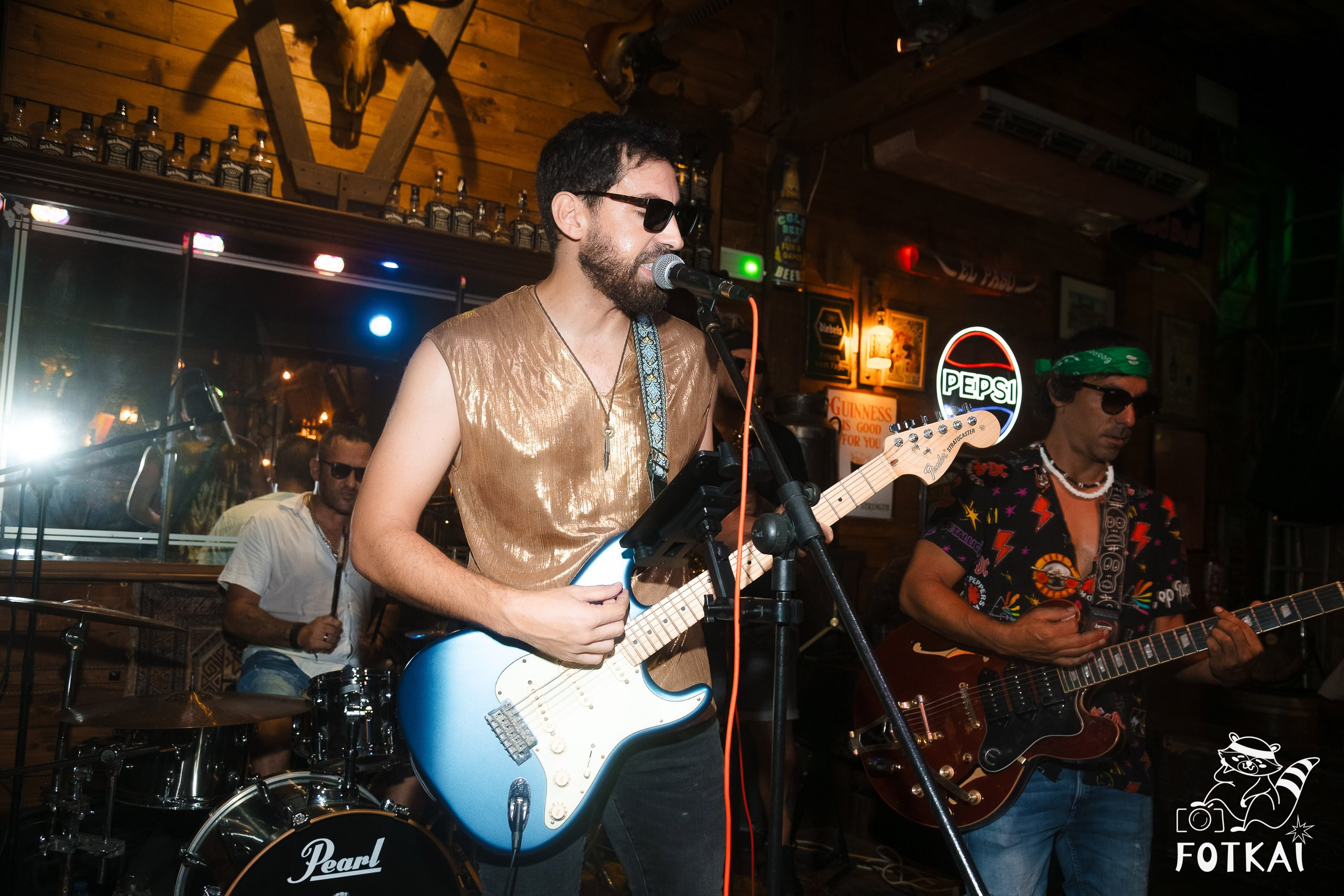 Stones of the Coast зарядили El Paso Rock Bar в Торревьехе энергией, 2026 | FOTKAI