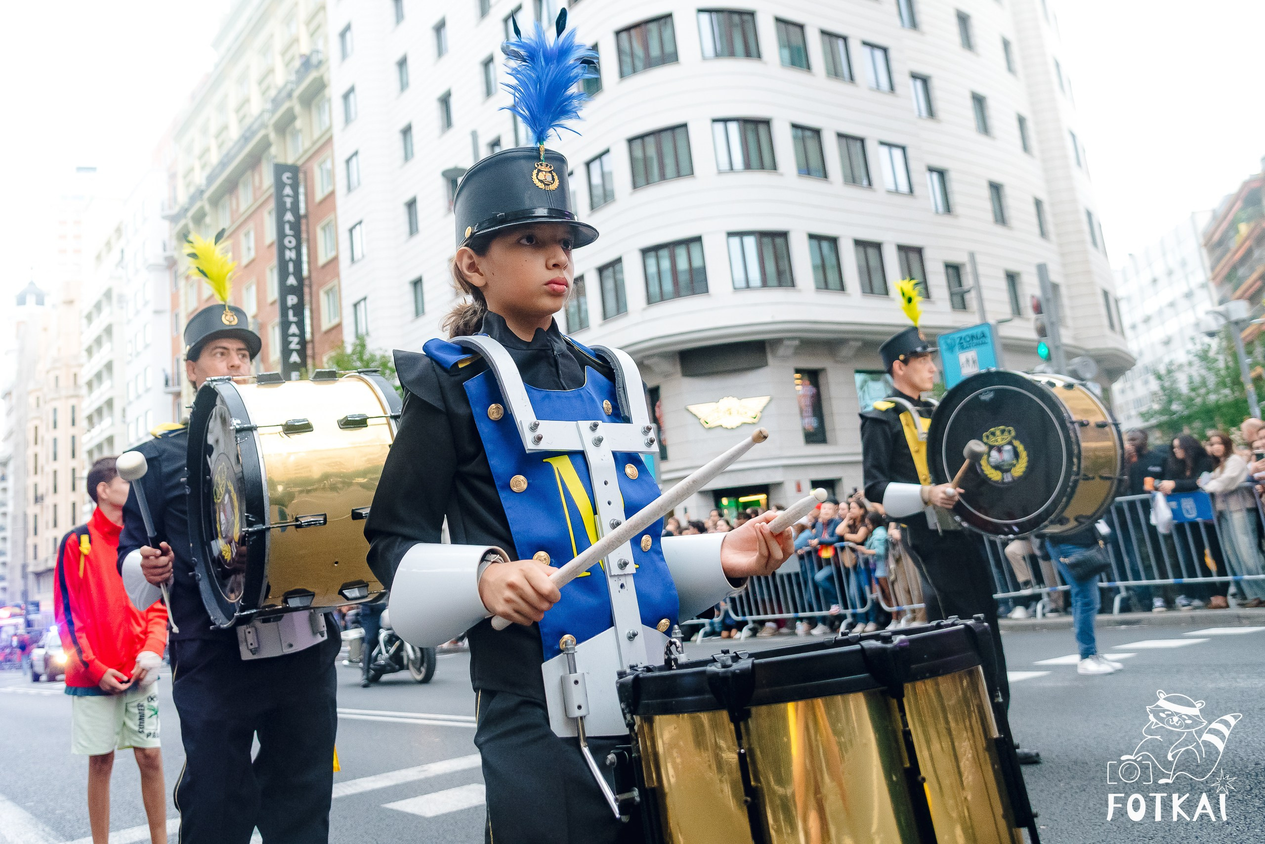 La Gran Cabalgata de la Hispanidad desfiló por la Gran Vía de Madrid — Fotos, 2026 | FOTKAI