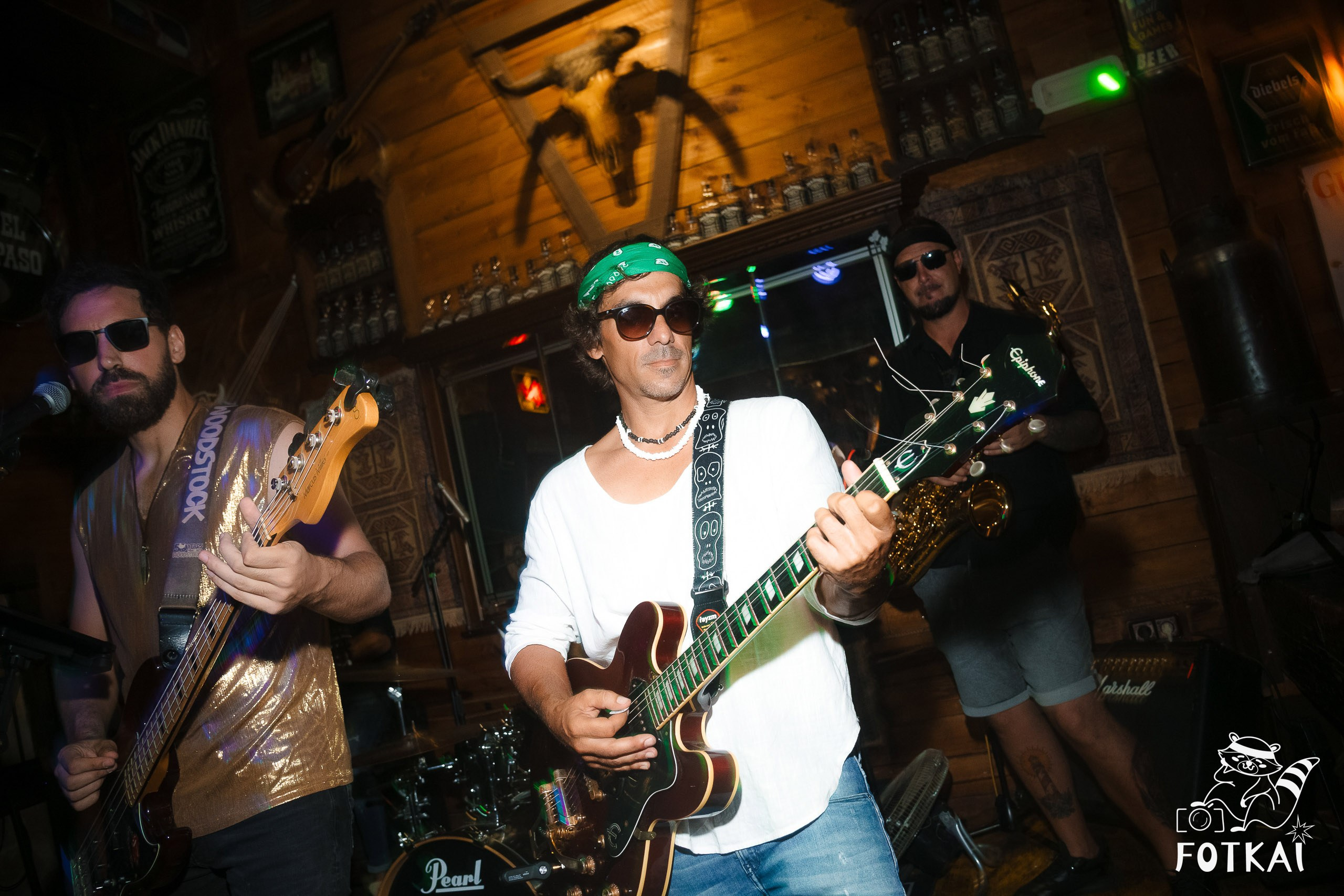 Stones of the Coast зарядили El Paso Rock Bar в Торревьехе энергией, 2026 | FOTKAI