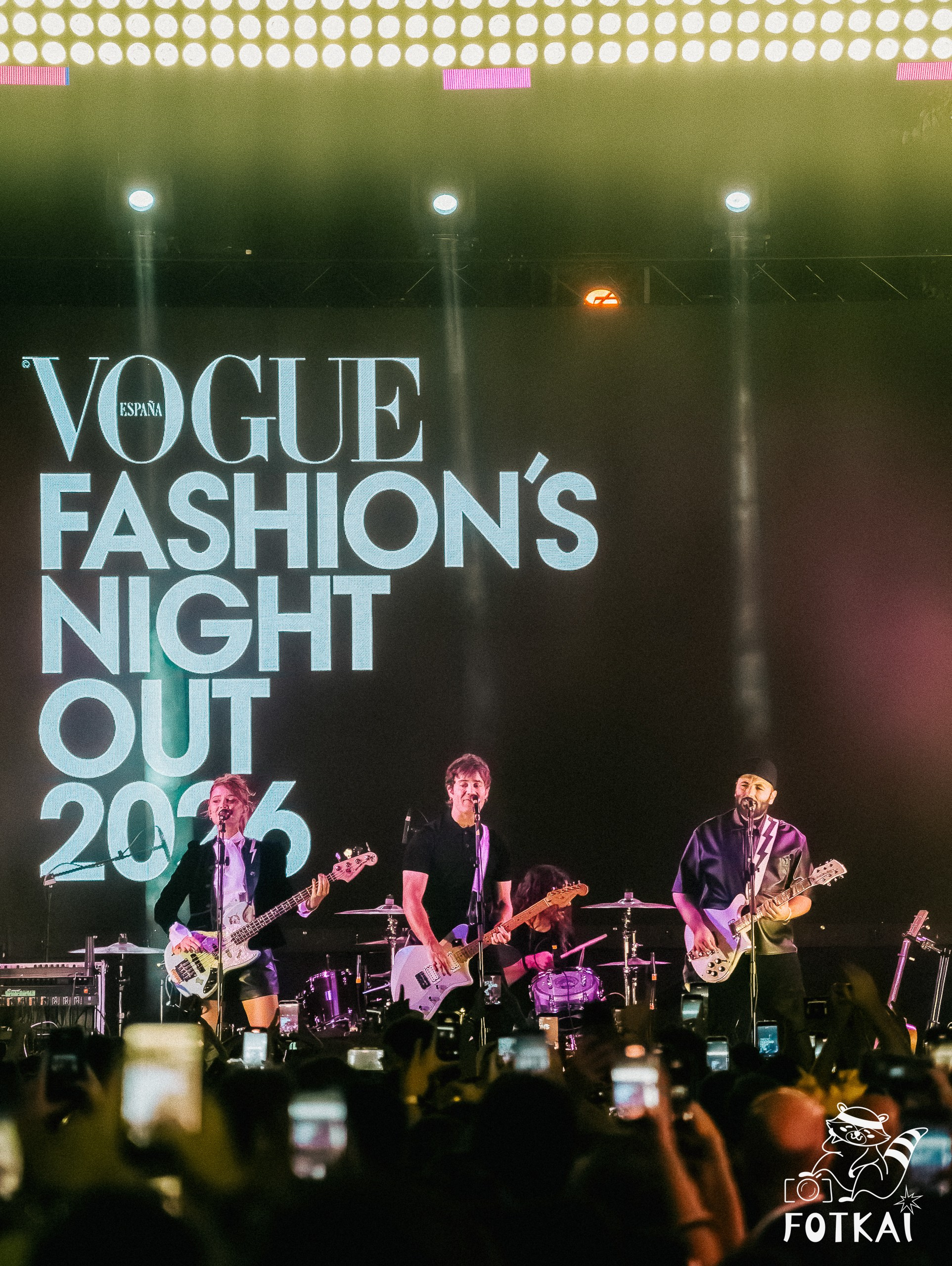 Vogue Fashion's Night Out в Мадриде 2026 — Viva Suecia, Katteyes и вся живая программа | FOTKAI