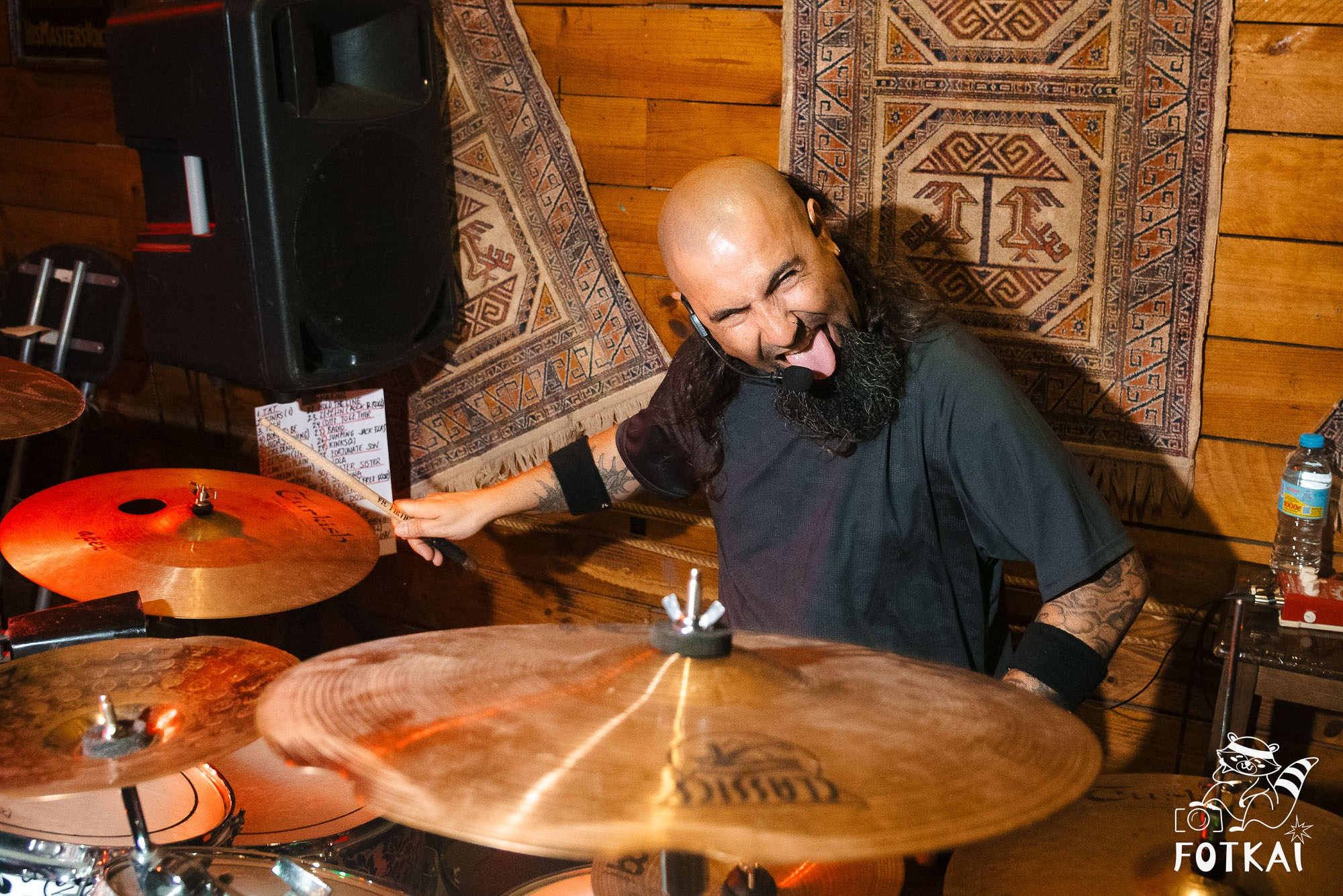 Dirty Picks — Fotos del concierto en El Paso Bar, Torrevieja, 2026 | FOTKAI