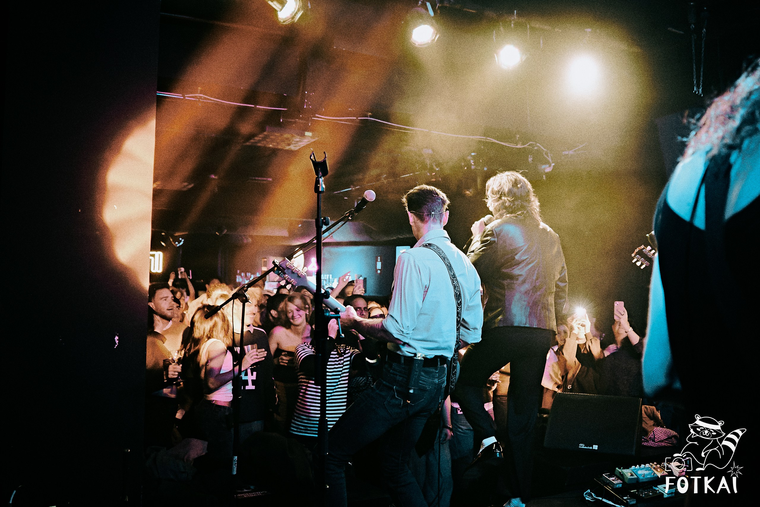 Indios debutó en Madrid con su rock argentino en Sala Uni: fotos del concierto, 2026 | FOTKAI