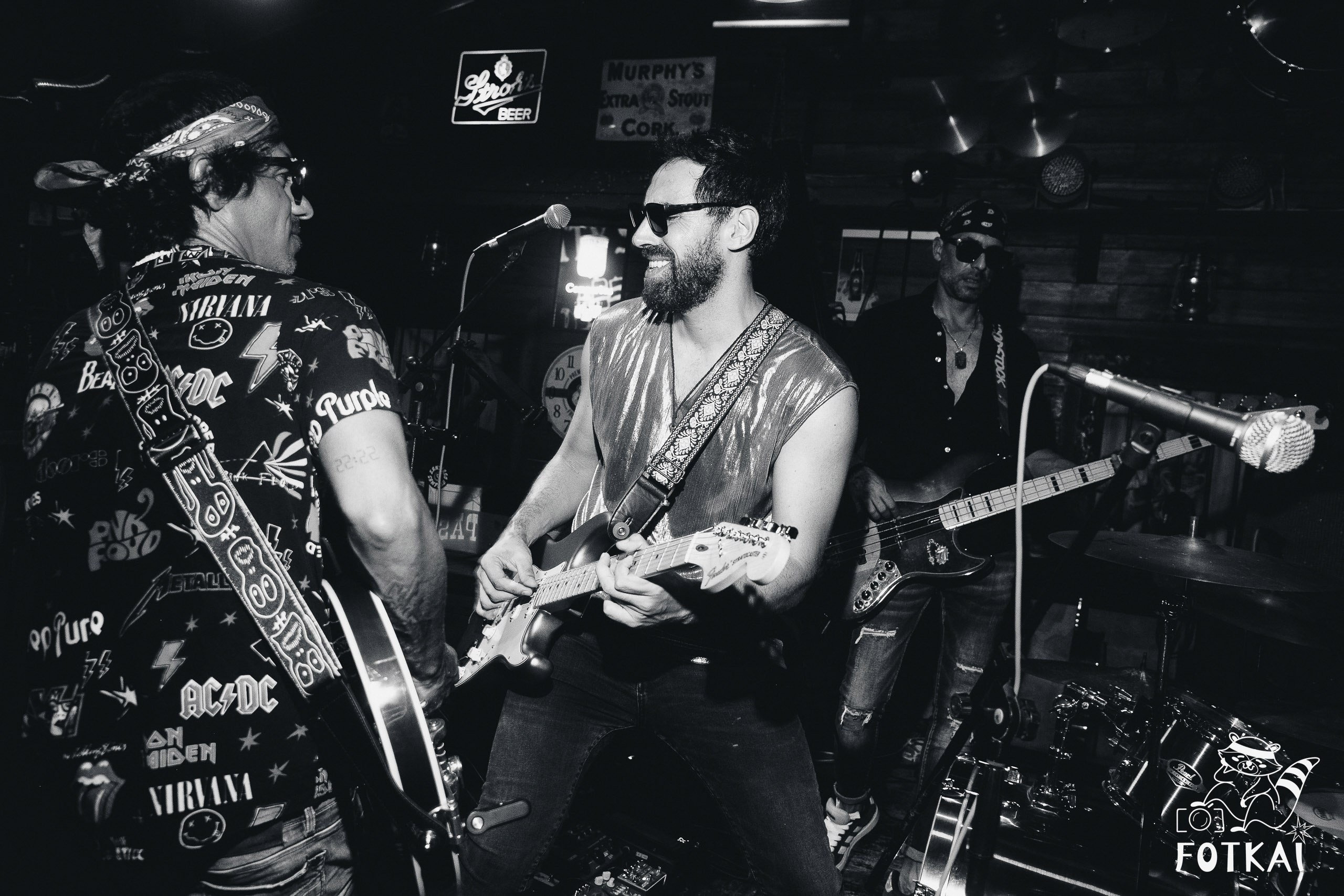 Stones of the Coast зарядили El Paso Rock Bar в Торревьехе энергией, 2026 | FOTKAI