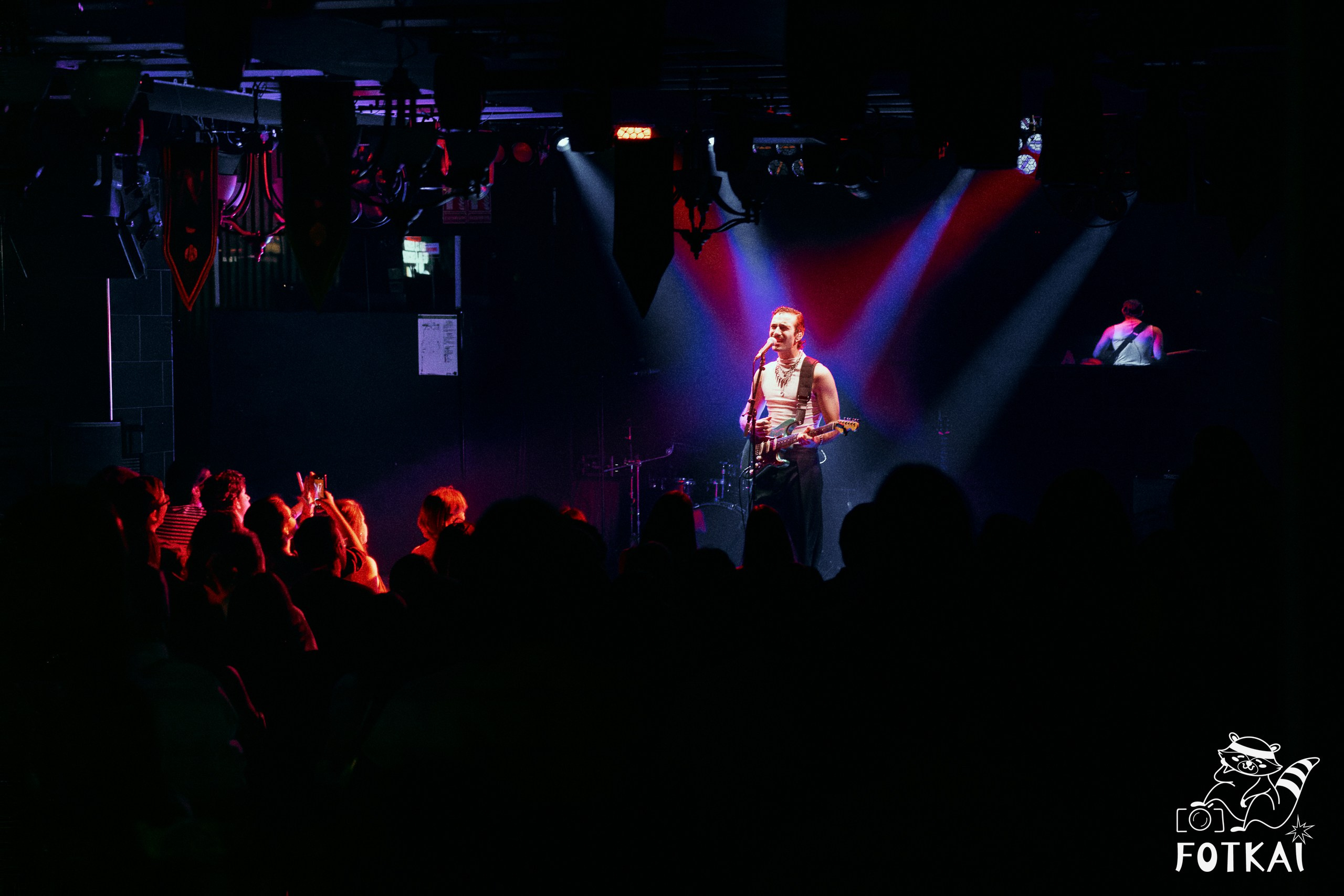 Santi Muk en Sala Copérnico de Madrid: fotos del concierto de nueva canción argentina, 2026 | FOTKAI