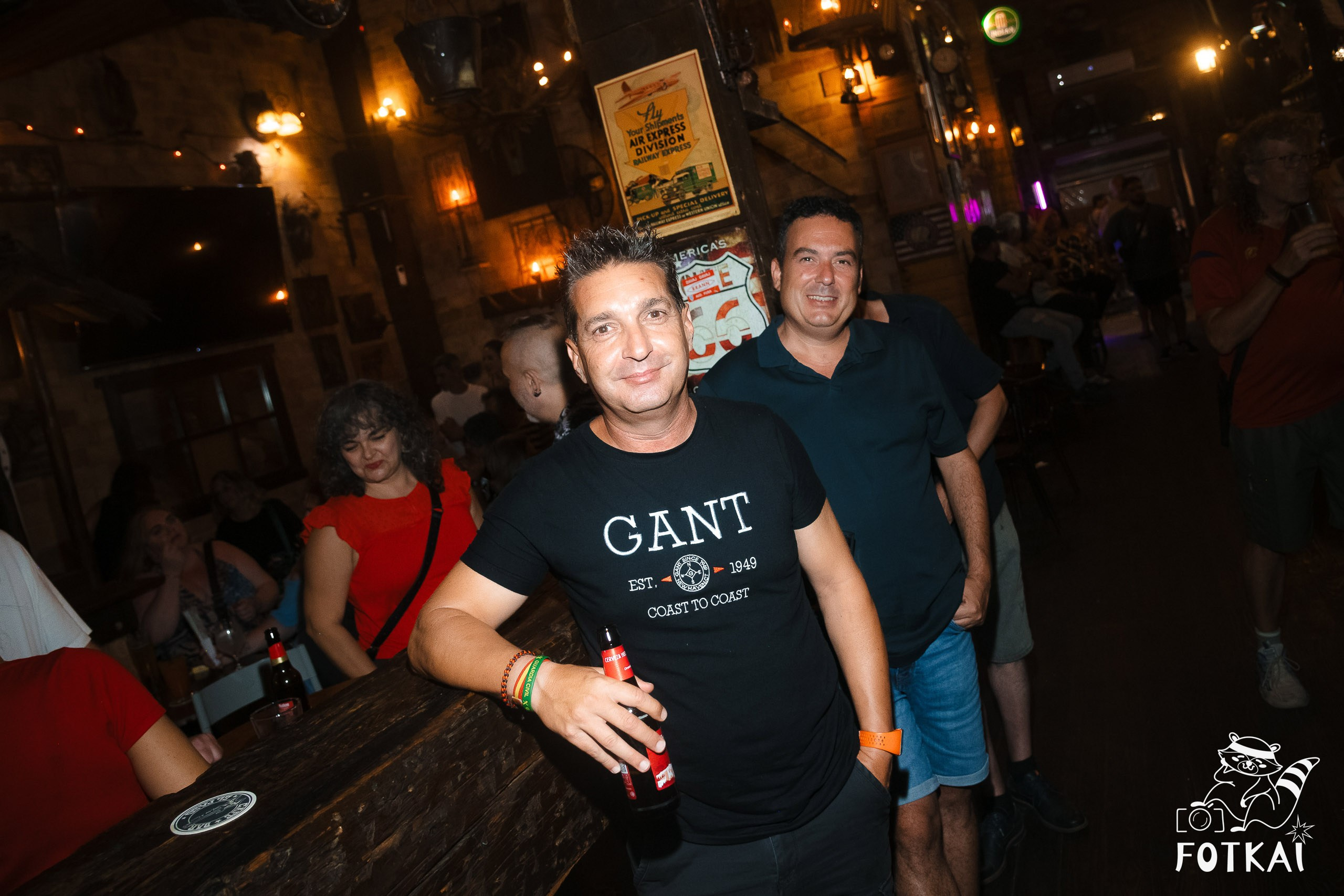 Stones of the Coast зарядили El Paso Rock Bar в Торревьехе энергией, 2026 | FOTKAI