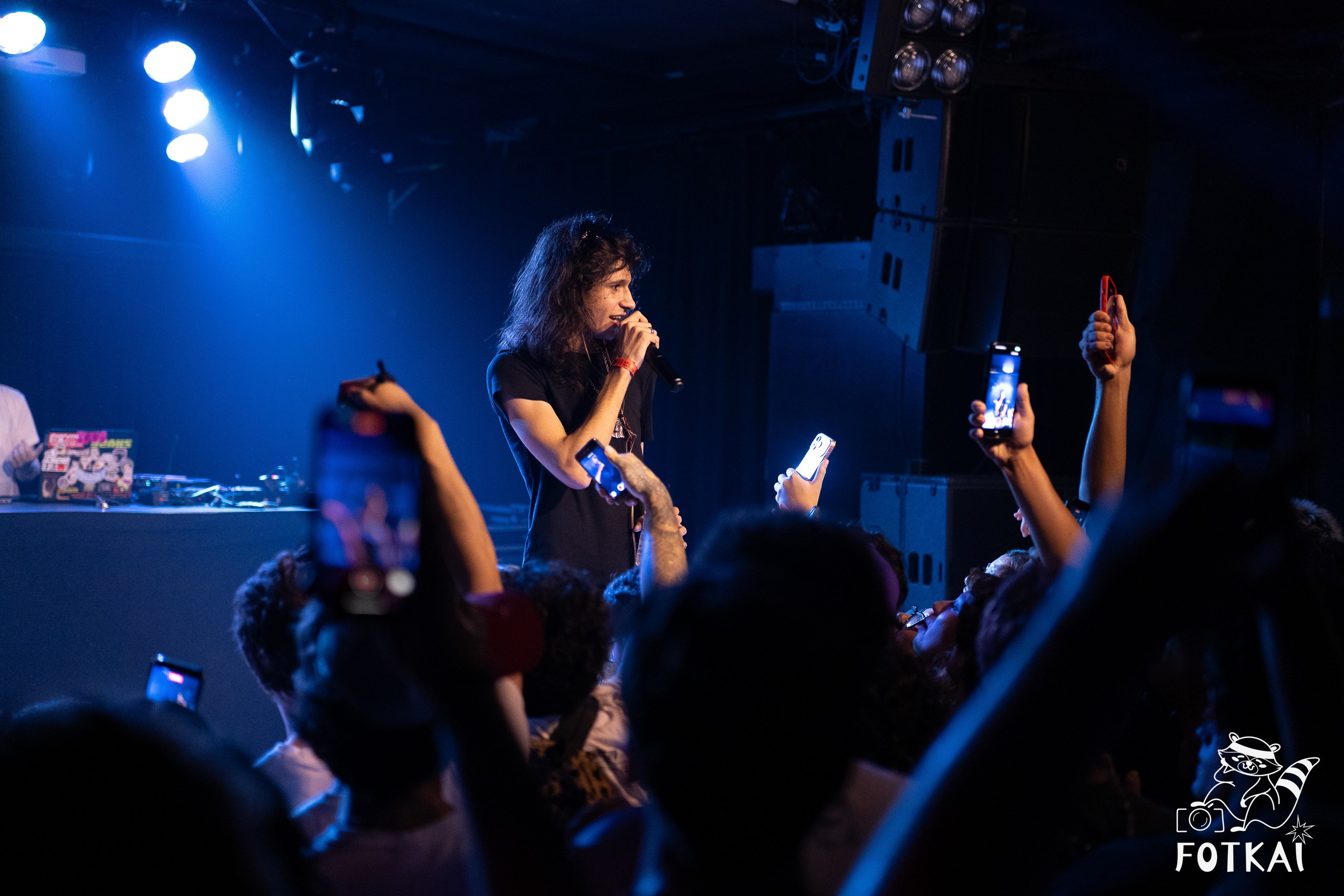 Enzocerobulto Brought Argentine Trap to Razzmatazz Barcelona — Only Spanish Date, 2026 | FOTKAI