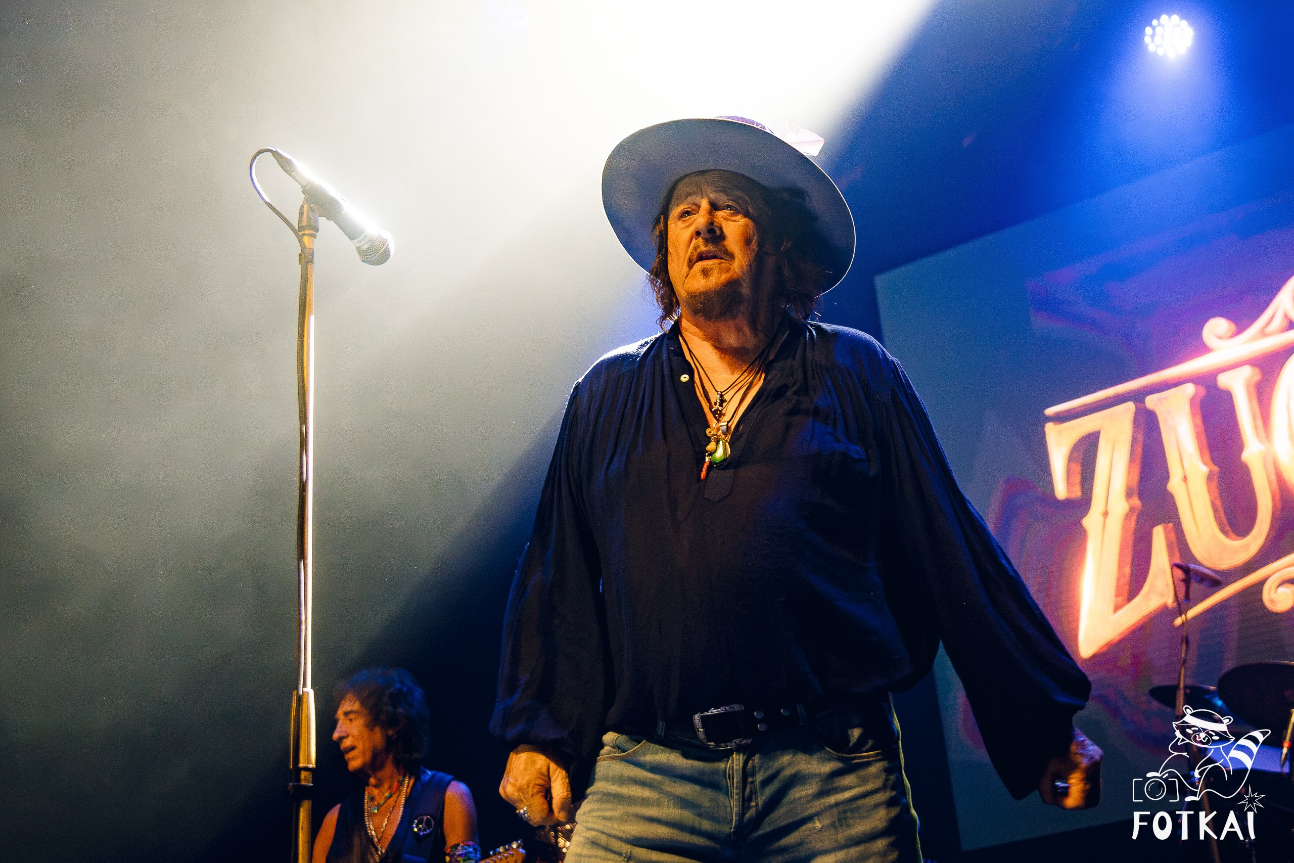 Zucchero celebró 25 años de «Baila (Sexy Thing)» en el Príncipe Pío de Madrid — Fotos, 2026 | FOTKAI