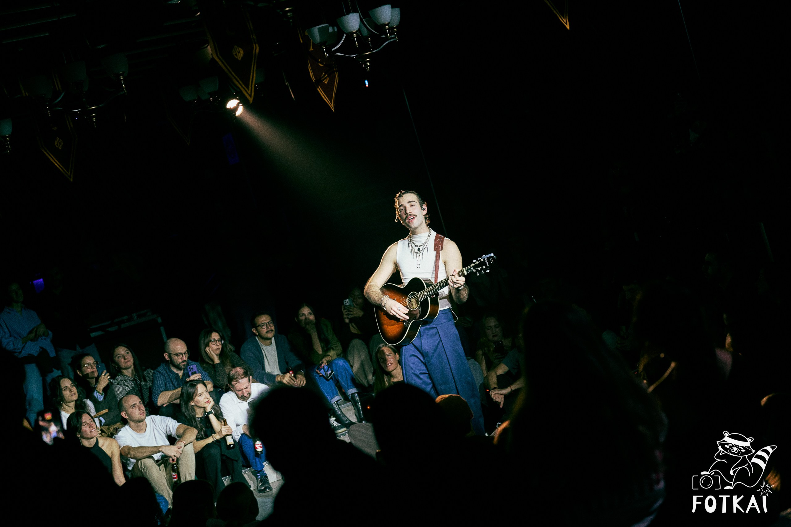 Santi Muk en Sala Copérnico de Madrid: fotos del concierto de nueva canción argentina, 2026 | FOTKAI