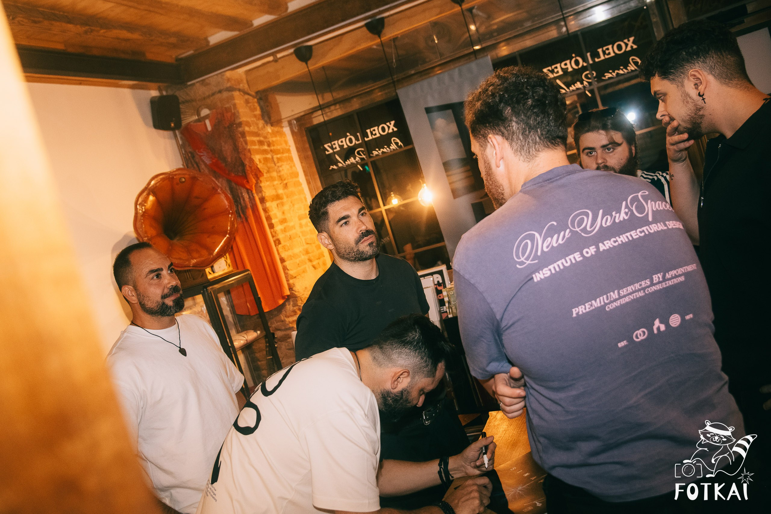 Diagnóstico Binario Launched Sinapsis with an Intimate Acoustic Set at Marilians Records, Madrid, 2026 | FOTKAI