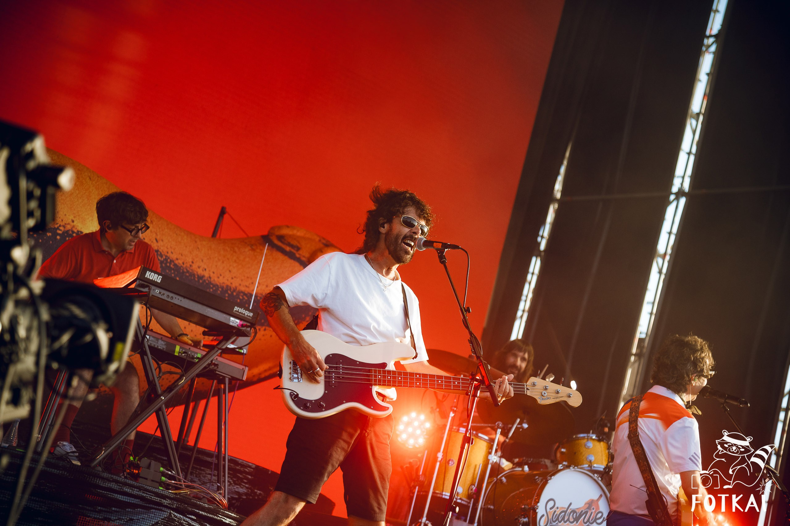 Low Festival 2026 — Busca y descarga gratis tus fotos del tercer día en Torrevieja | FOTKAI