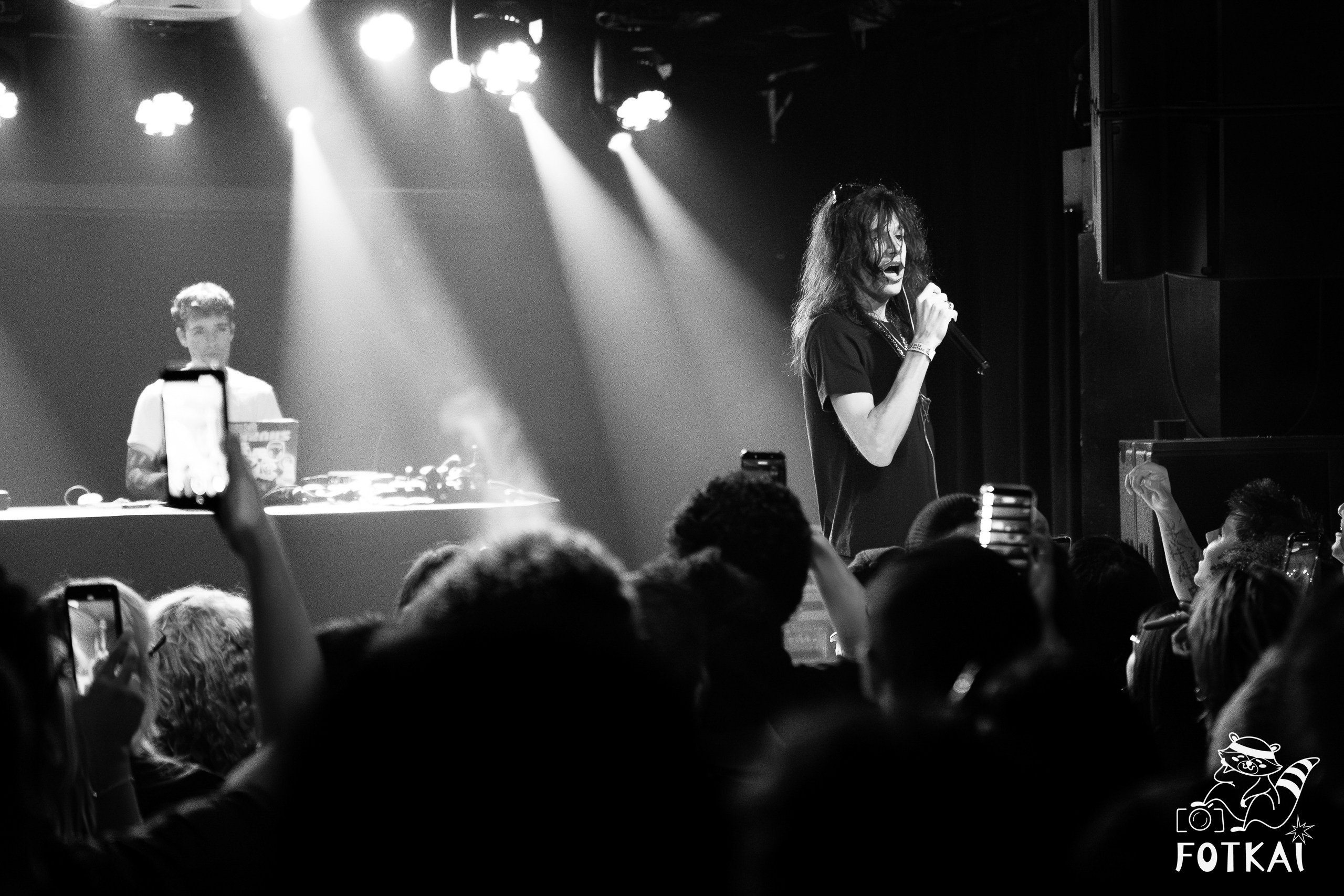Enzocerobulto Brought Argentine Trap to Razzmatazz Barcelona — Only Spanish Date, 2026 | FOTKAI