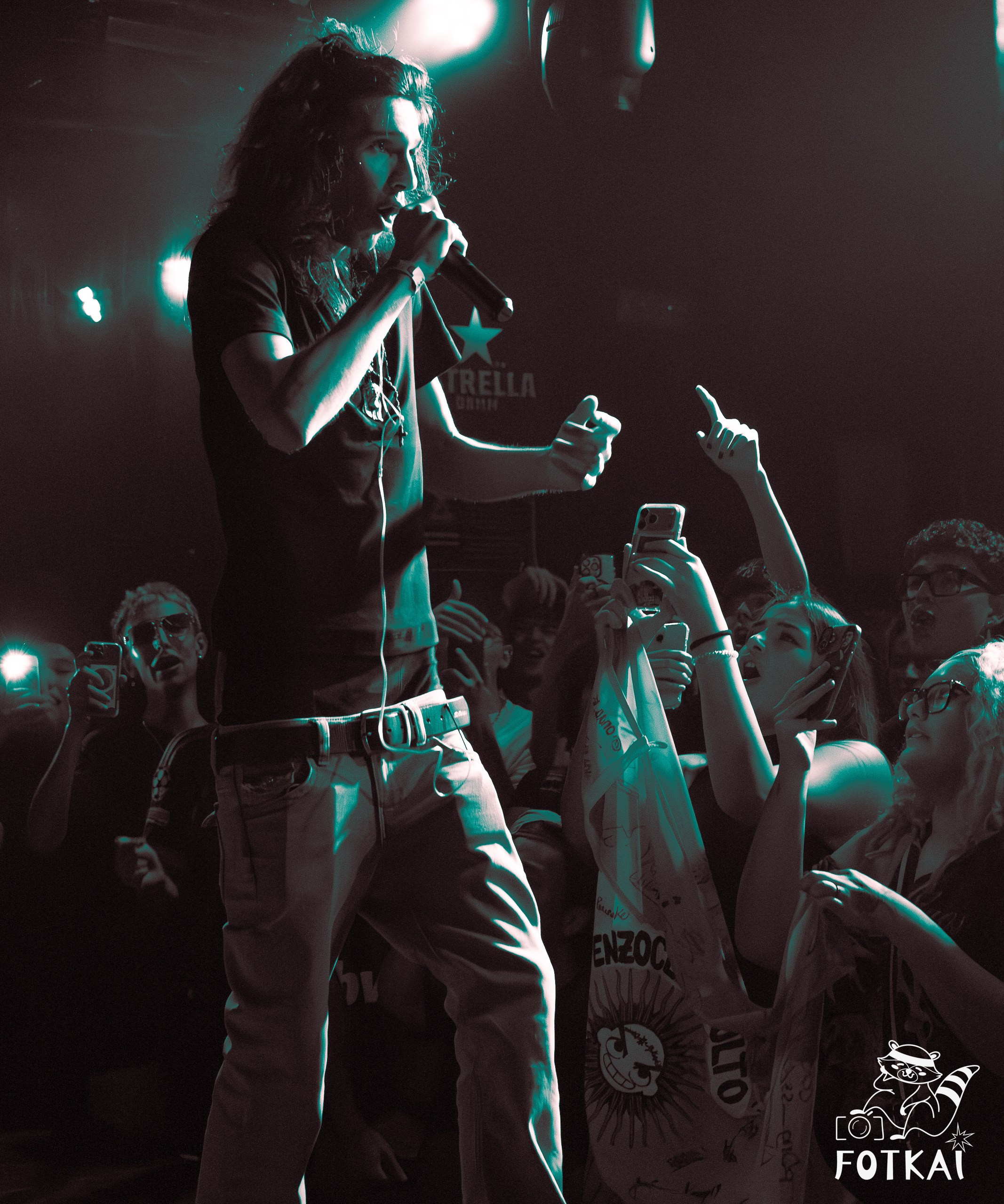 Enzocerobulto Brought Argentine Trap to Razzmatazz Barcelona — Only Spanish Date, 2026 | FOTKAI