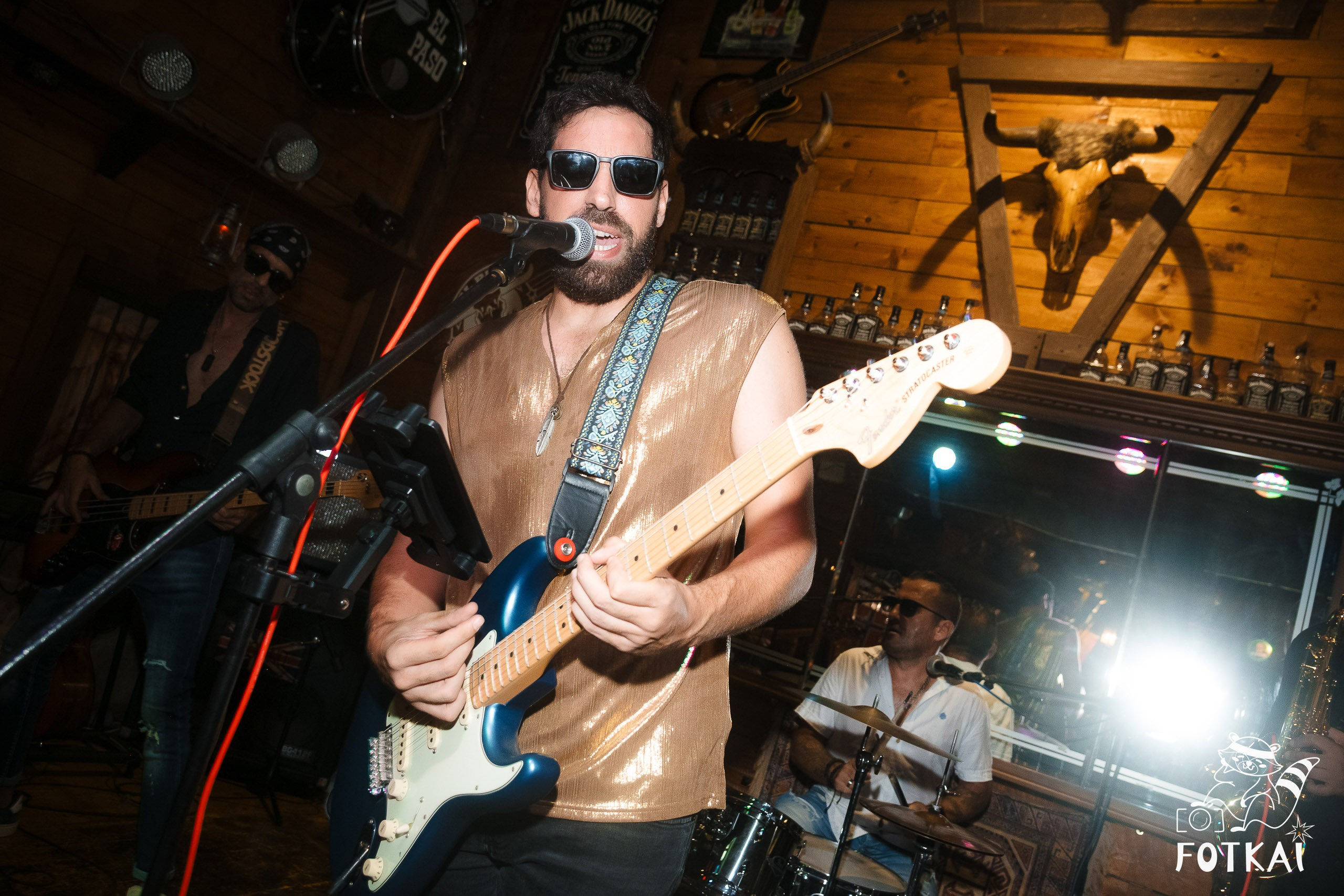 Stones of the Coast зарядили El Paso Rock Bar в Торревьехе энергией, 2026 | FOTKAI