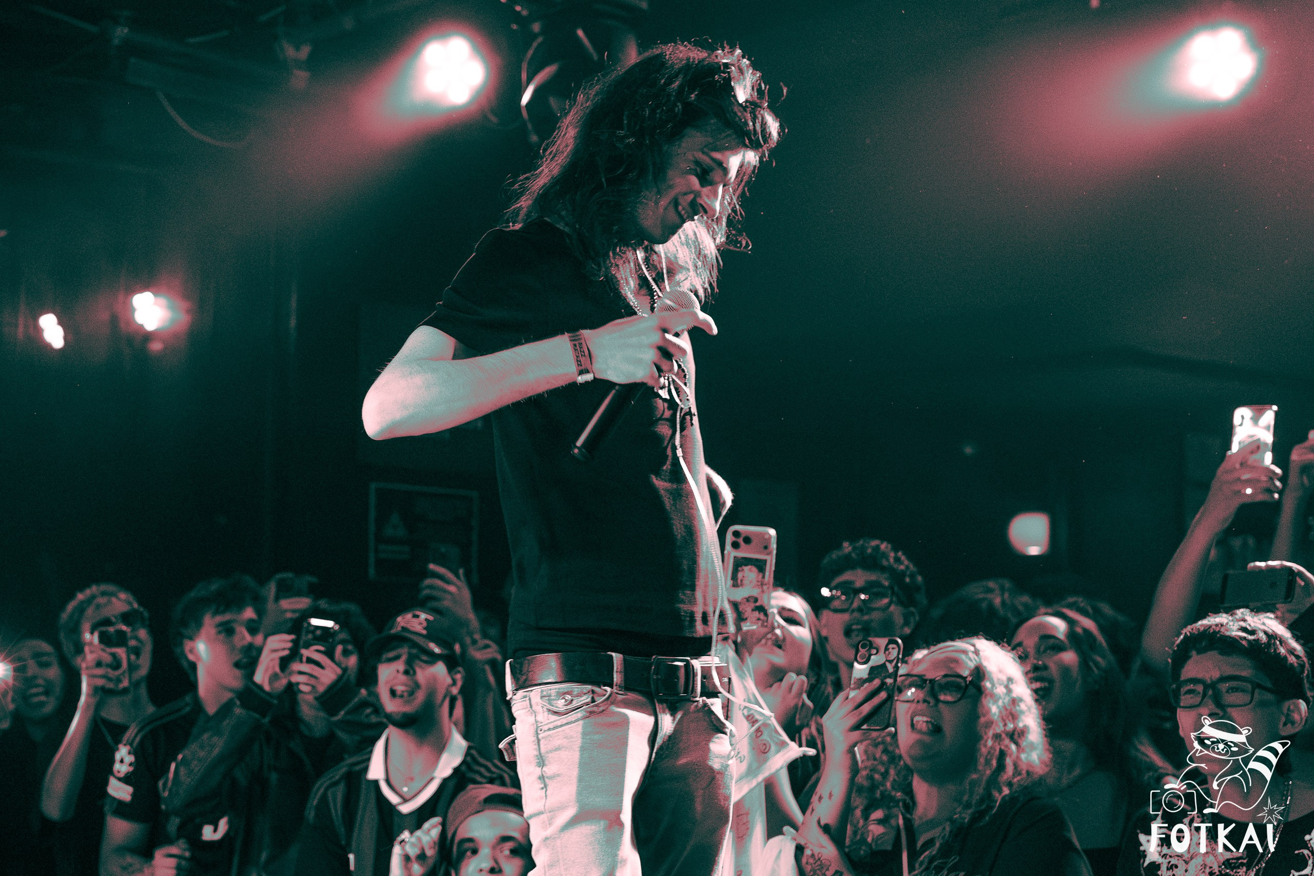 Enzocerobulto Brought Argentine Trap to Razzmatazz Barcelona — Only Spanish Date, 2026 | FOTKAI