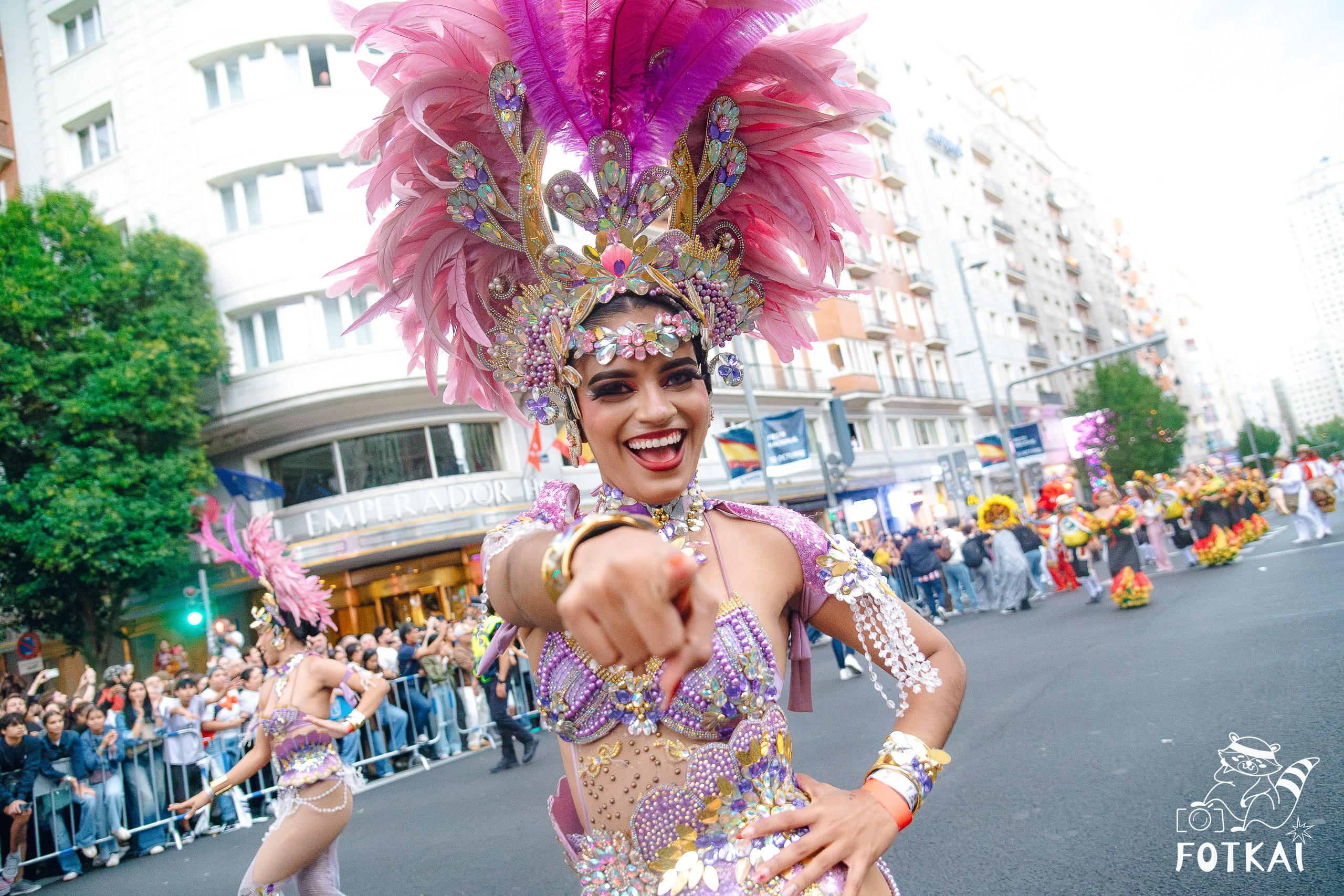 La Gran Cabalgata de la Hispanidad desfiló por la Gran Vía de Madrid — Fotos, 2026 | FOTKAI