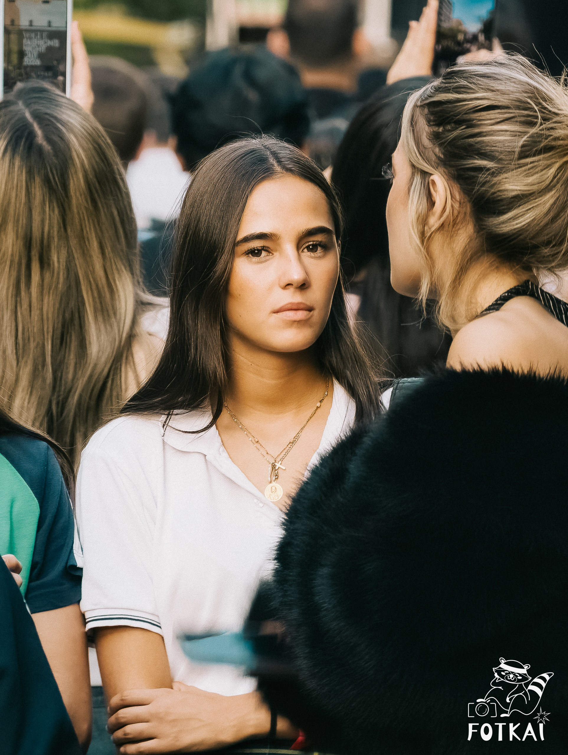 Vogue Fashion's Night Out в Мадриде 2026 — Viva Suecia, Katteyes и вся живая программа | FOTKAI