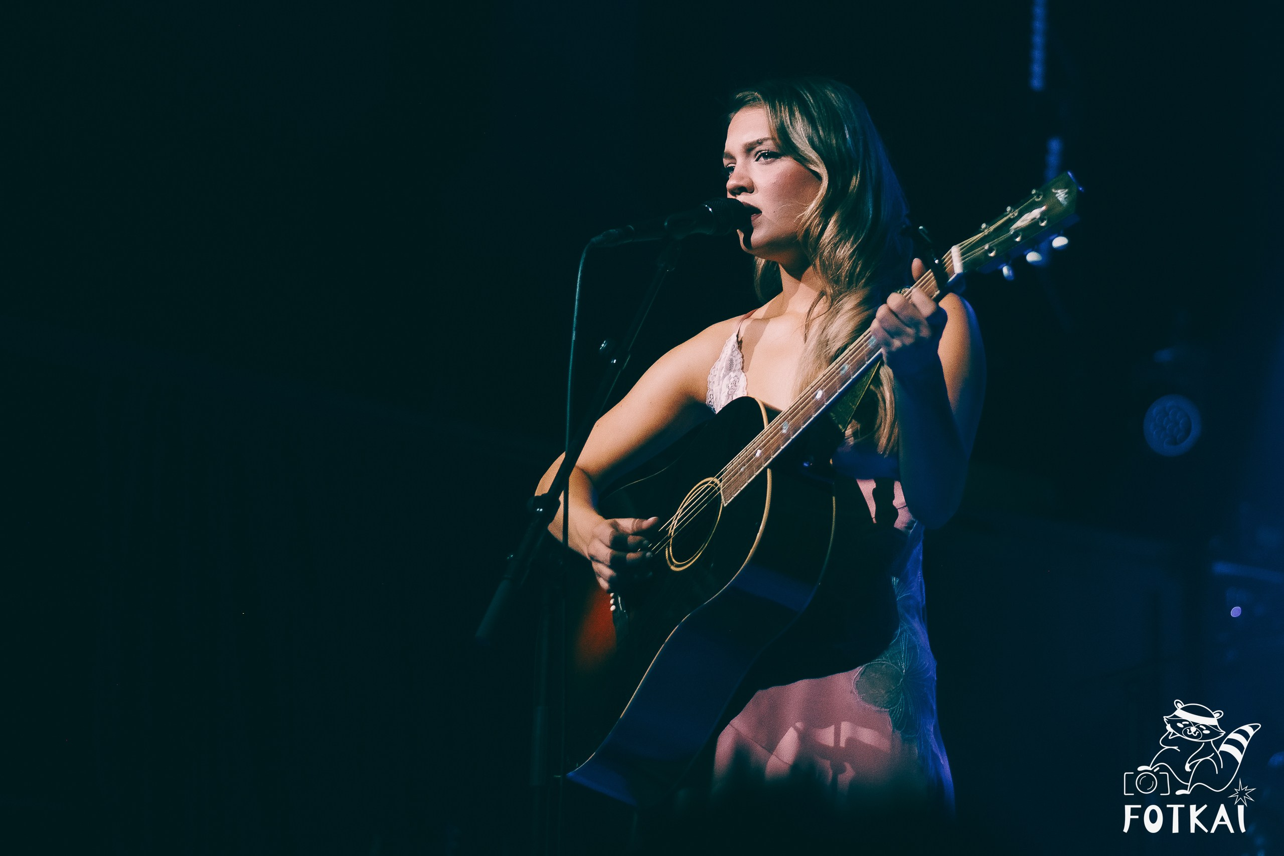 Isabel van Gelder debutó en España con su pop onírico en la Sala Villanos de Madrid, 2026 | FOTKAI