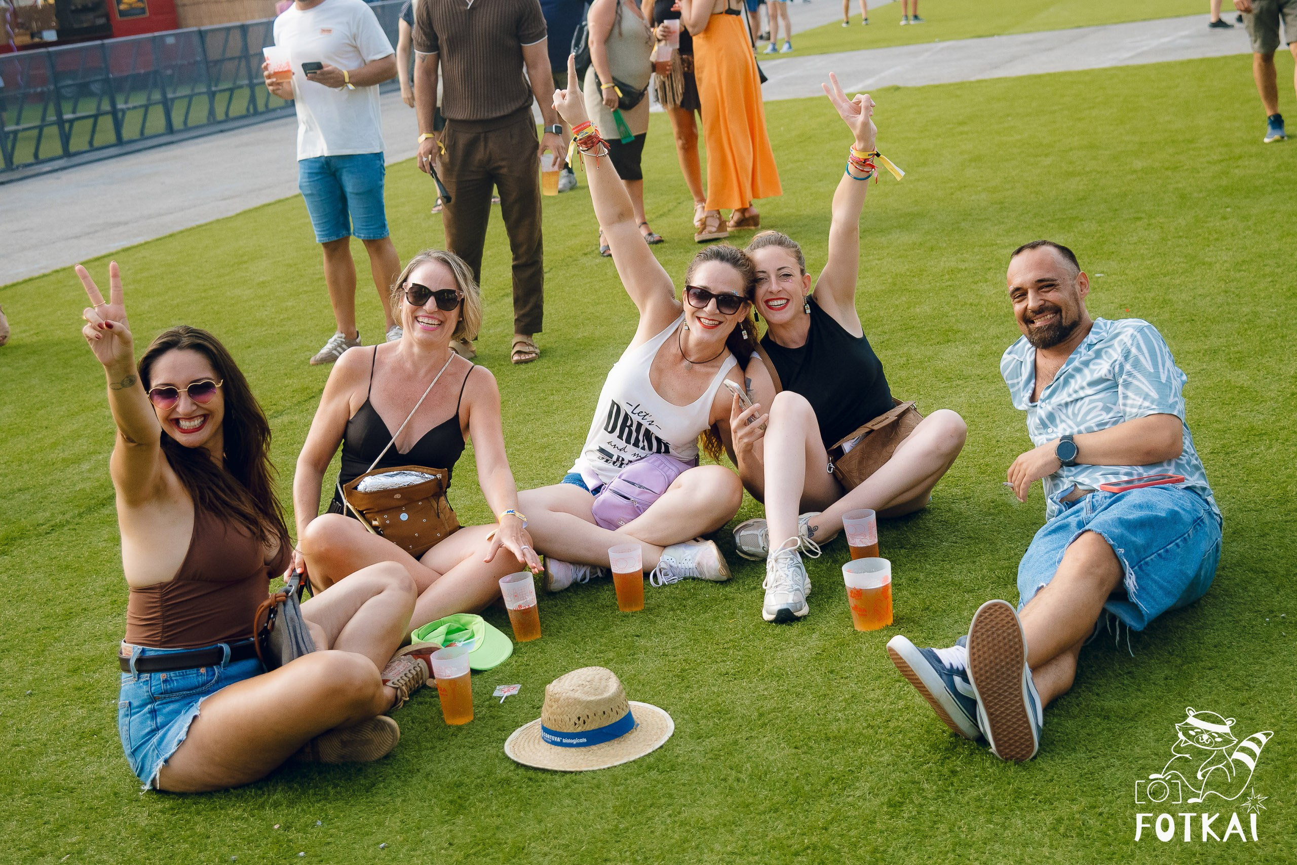 Low Festival 2026 — найди свои фото со второго дня и скачай бесплатно в Торревьехе | FOTKAI