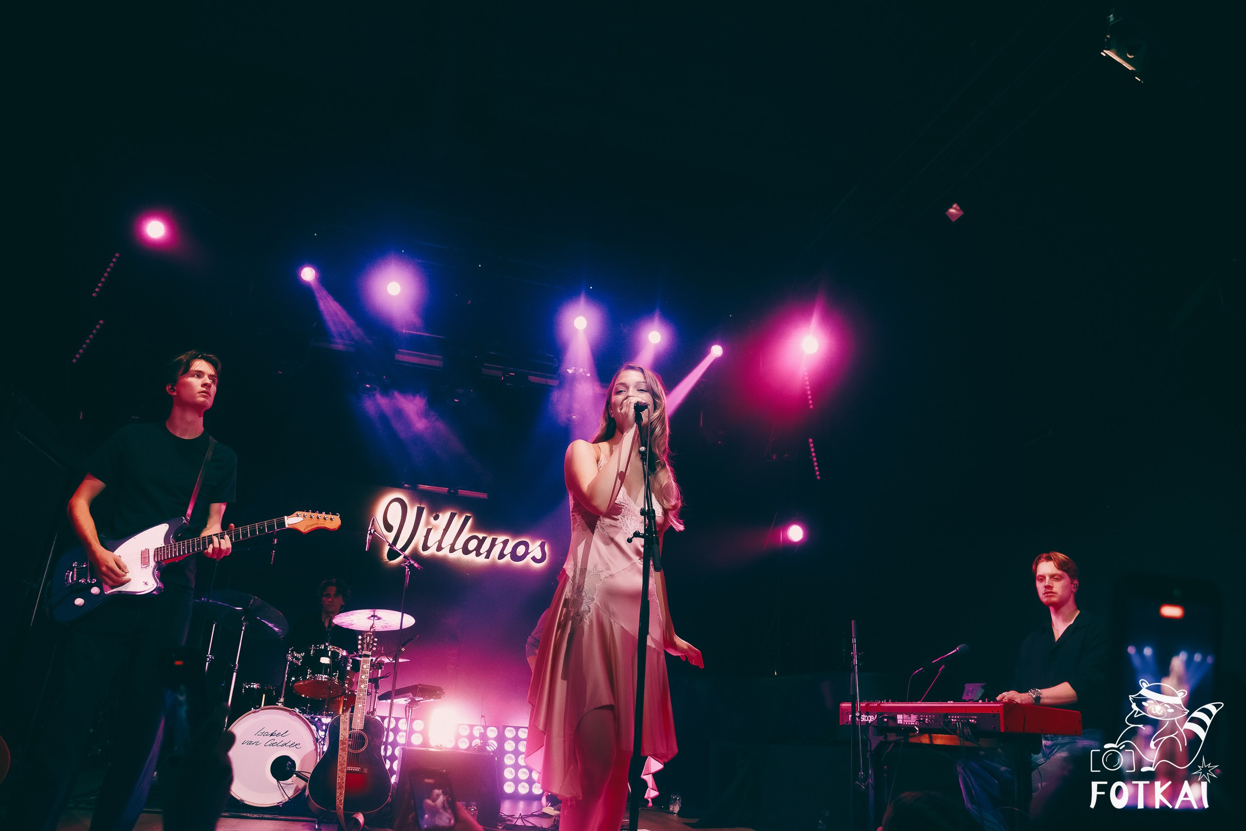 Isabel van Gelder debutó en España con su pop onírico en la Sala Villanos de Madrid, 2026 | FOTKAI