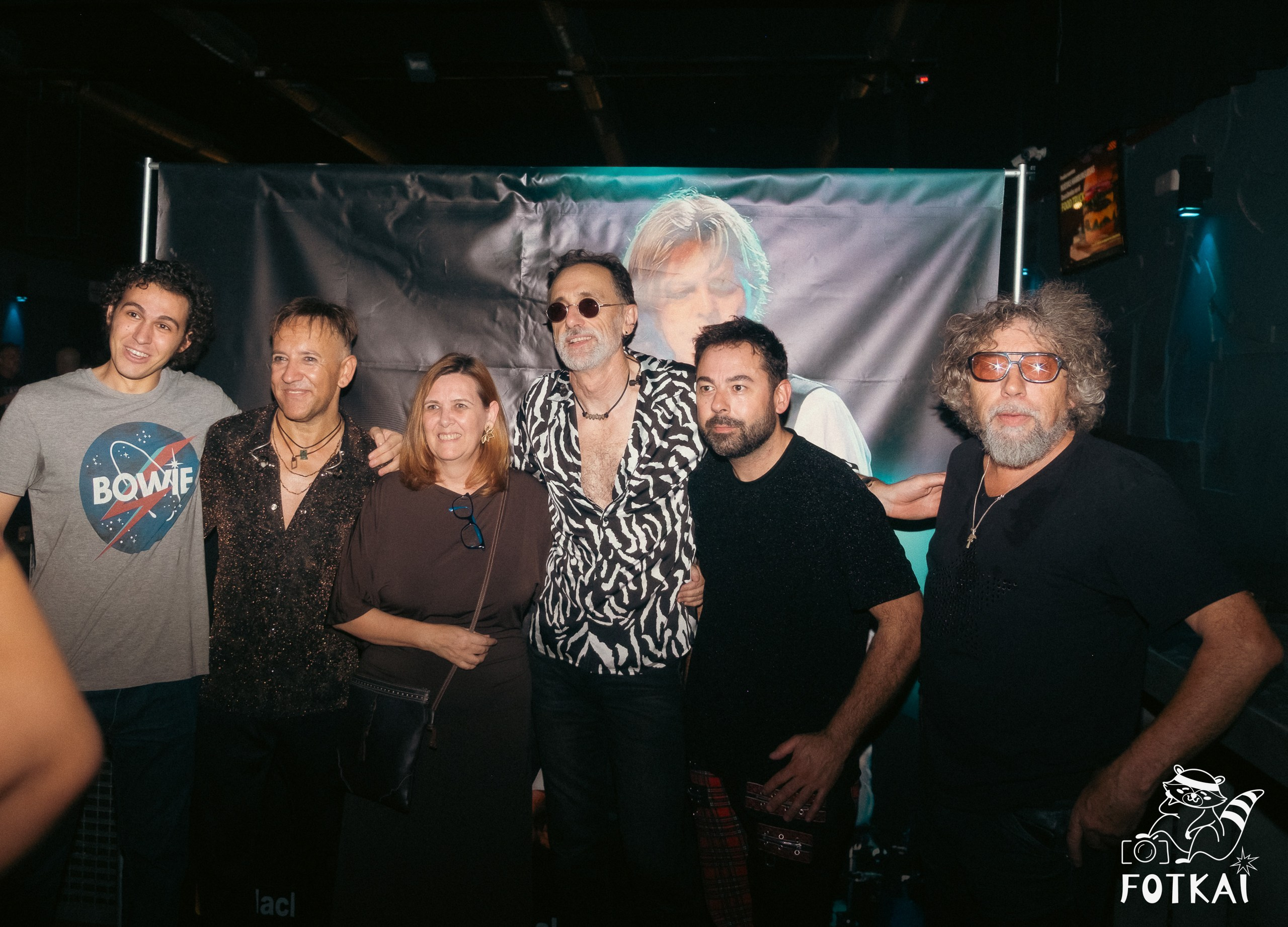 Blackstars revivió a David Bowie con 8 músicos en escena en la Sala Custom de Sevilla, 2026 | FOTKAI