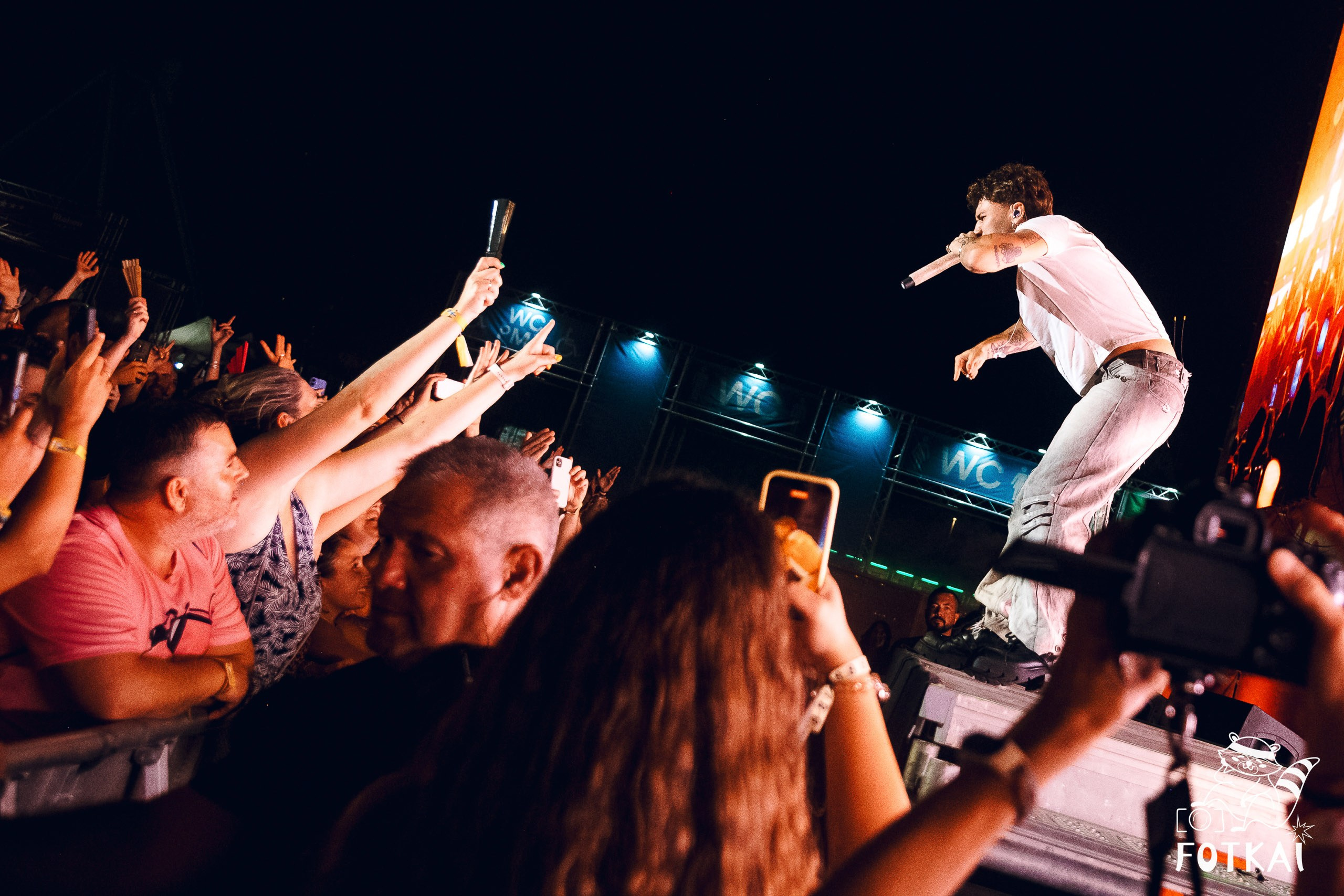 Low Festival 2026 — Busca y descarga gratis tus fotos del tercer día en Torrevieja | FOTKAI