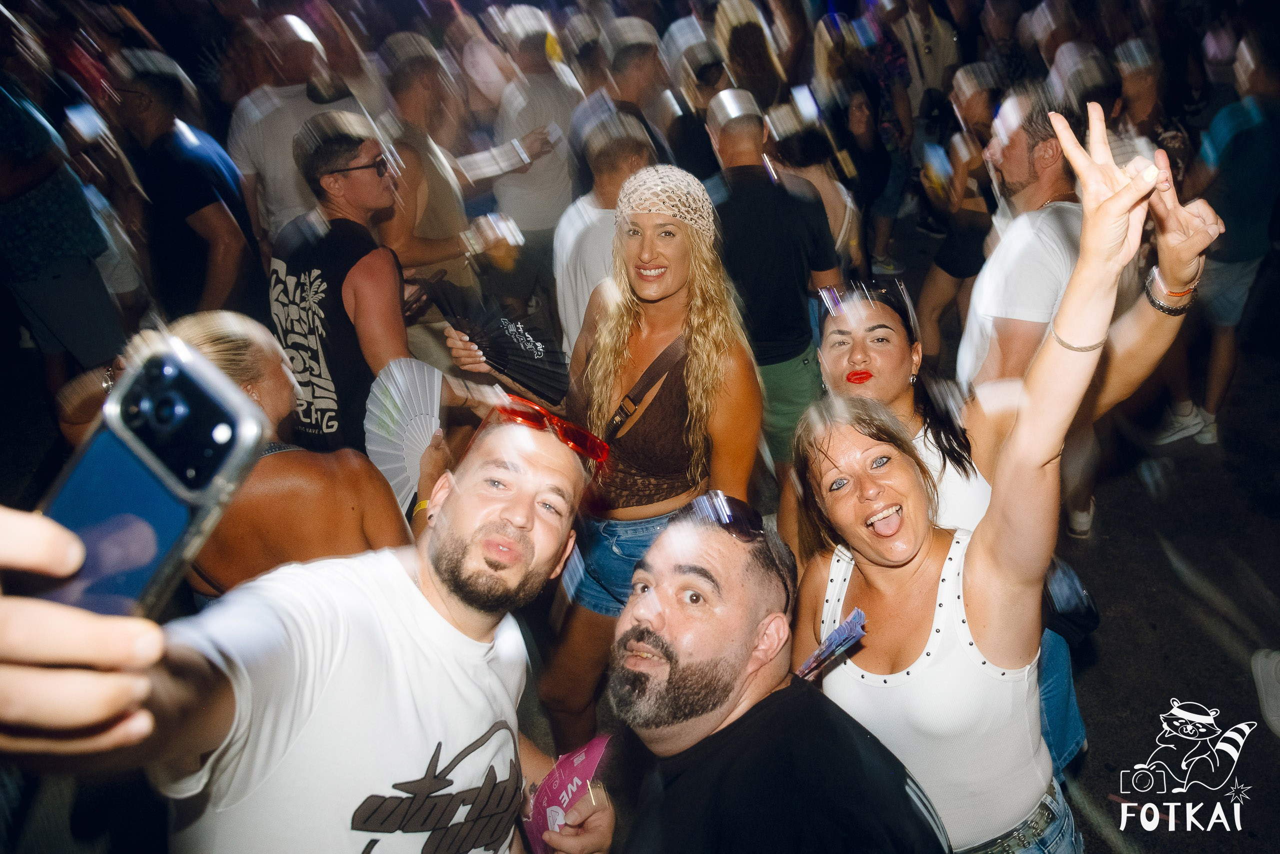 Kate Ryan at Brilla Torrevieja Festival — Live Concert Photos in Torrevieja, Spain, 2026 | FOTKAI