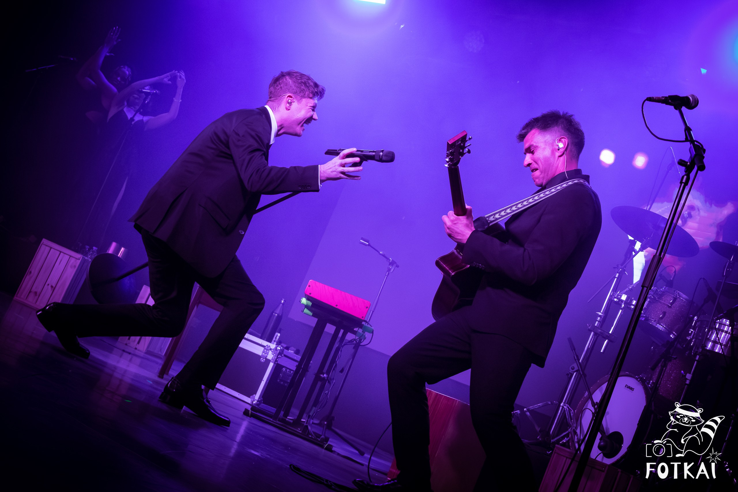 Emanero Brings 350-Million-Stream Hit Sinvergüenza to Madrid — Concert Photos, La Riviera, 2026 | FOTKAI