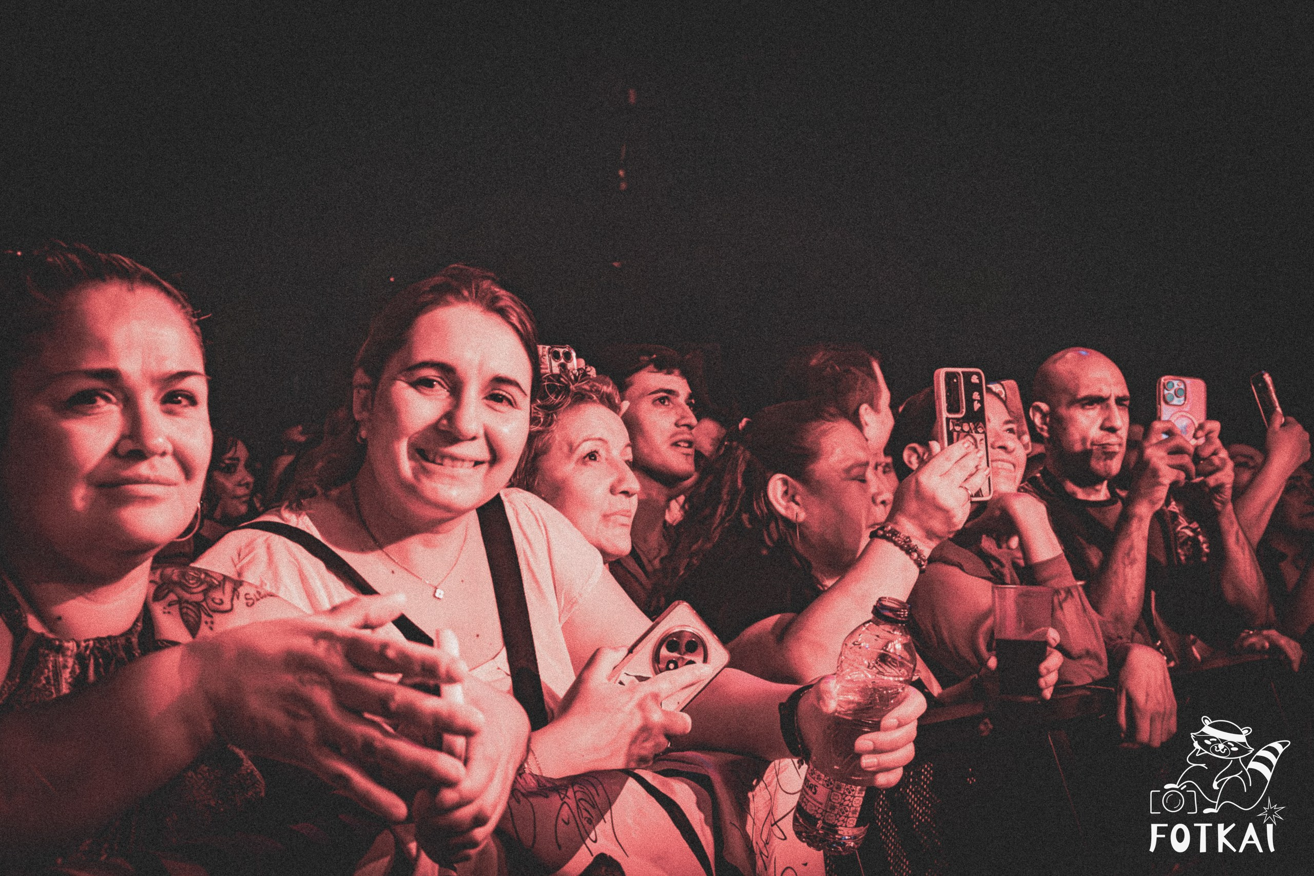 Emanero Brings 350-Million-Stream Hit Sinvergüenza to Madrid — Concert Photos, La Riviera, 2026 | FOTKAI