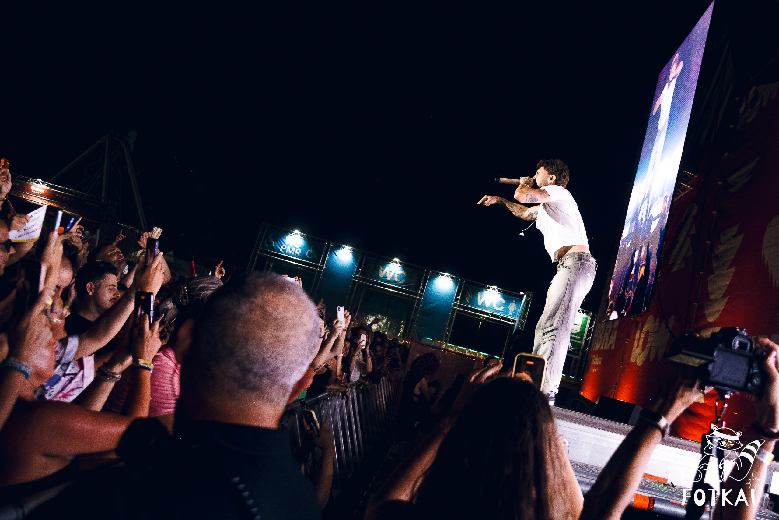 Low Festival 2026 — Busca y descarga gratis tus fotos del tercer día en Torrevieja | FOTKAI