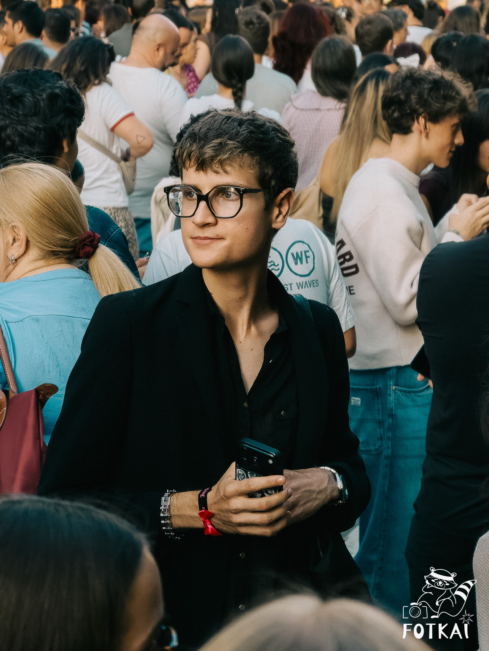 Vogue Fashion's Night Out в Мадриде 2026 — Viva Suecia, Katteyes и вся живая программа | FOTKAI