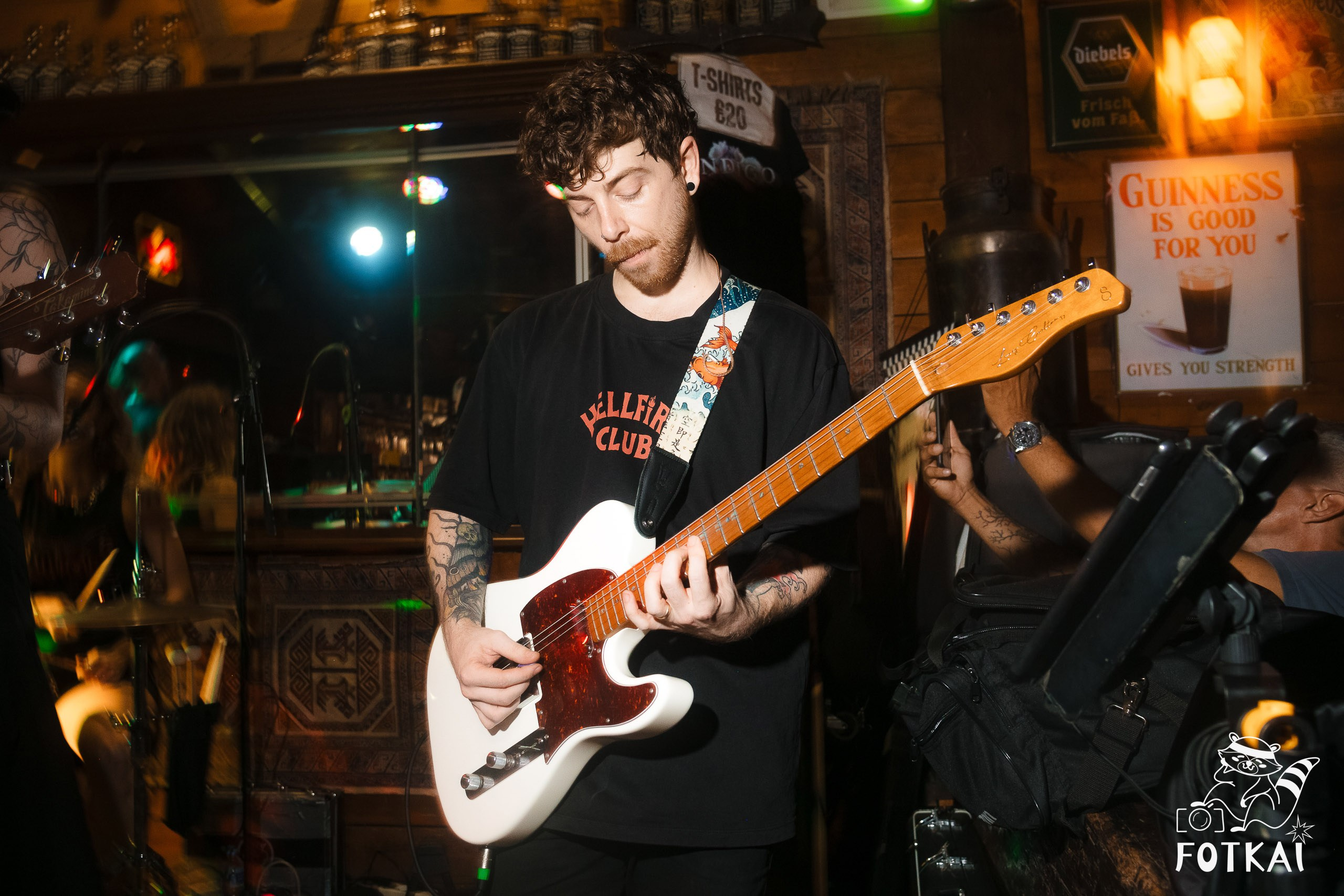Indigo agitó El Paso Rock Bar en Torrevieja con una noche de rock puro, 2026 | FOTKAI