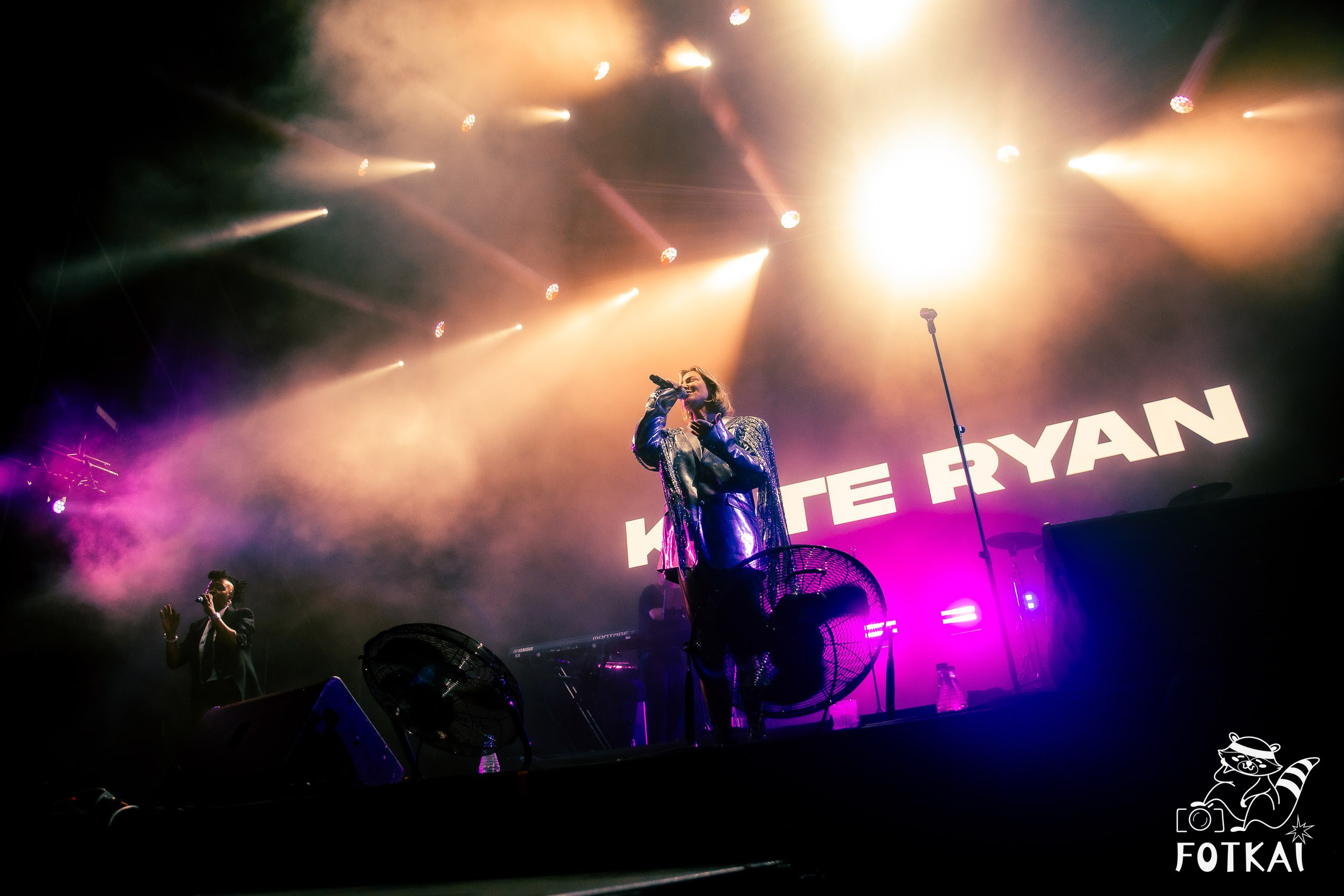 Kate Ryan at Brilla Torrevieja Festival — Live Concert Photos in Torrevieja, Spain, 2026 | FOTKAI