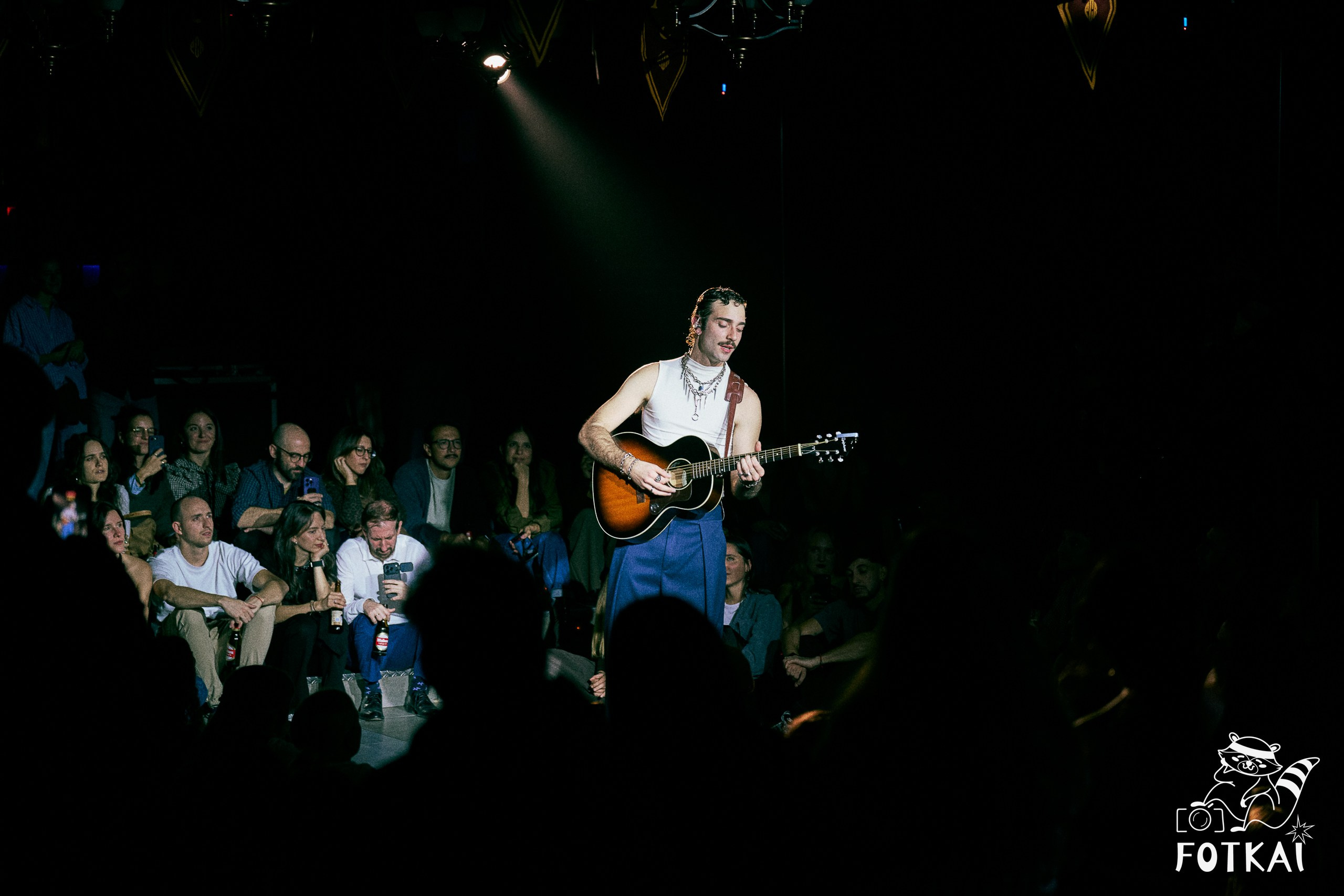 Santi Muk en Sala Copérnico de Madrid: fotos del concierto de nueva canción argentina, 2026 | FOTKAI