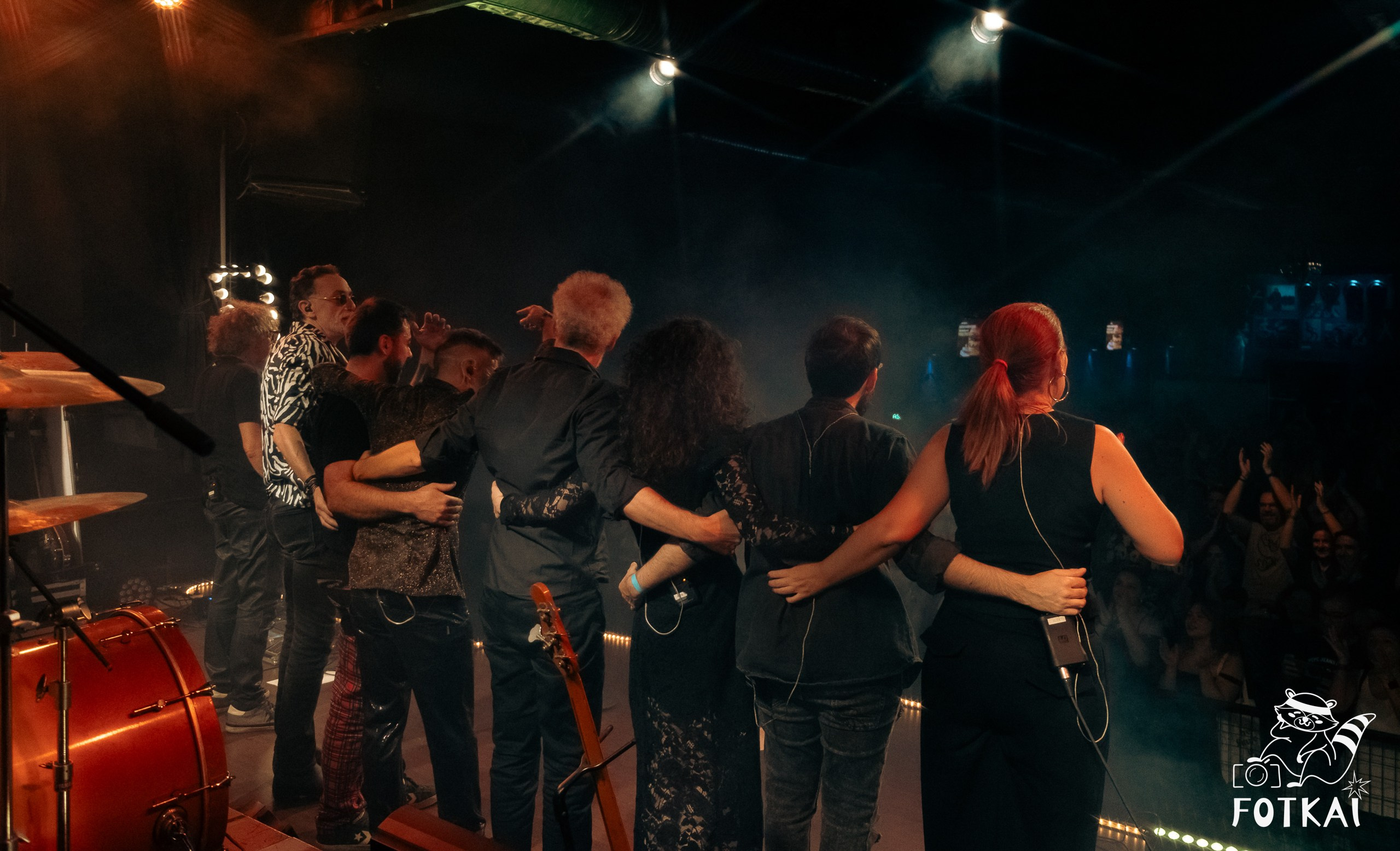 Blackstars revivió a David Bowie con 8 músicos en escena en la Sala Custom de Sevilla, 2026 | FOTKAI