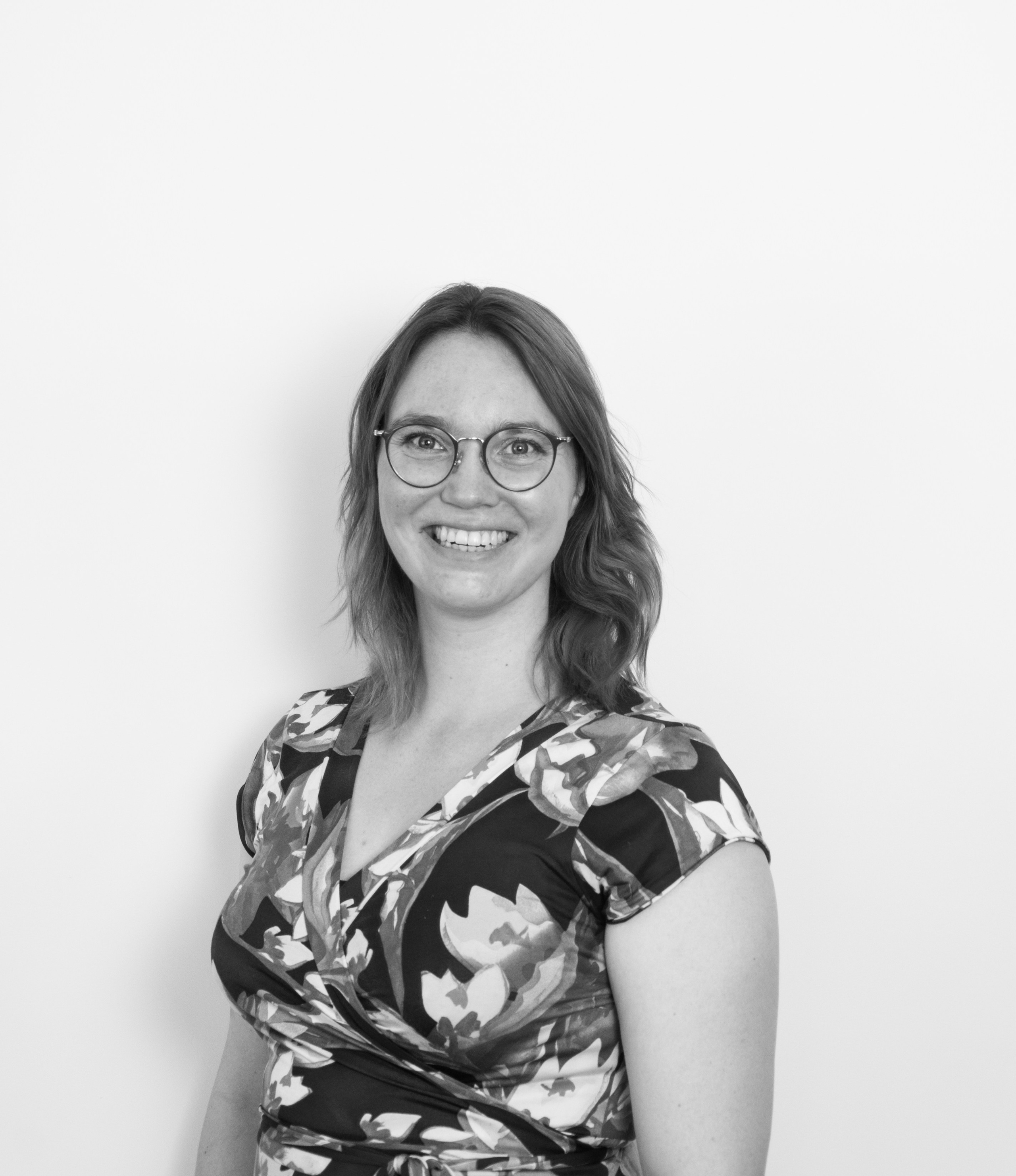 Professional black and White headshots and portraits. Éclat Photos. Exclusive portrait photography service