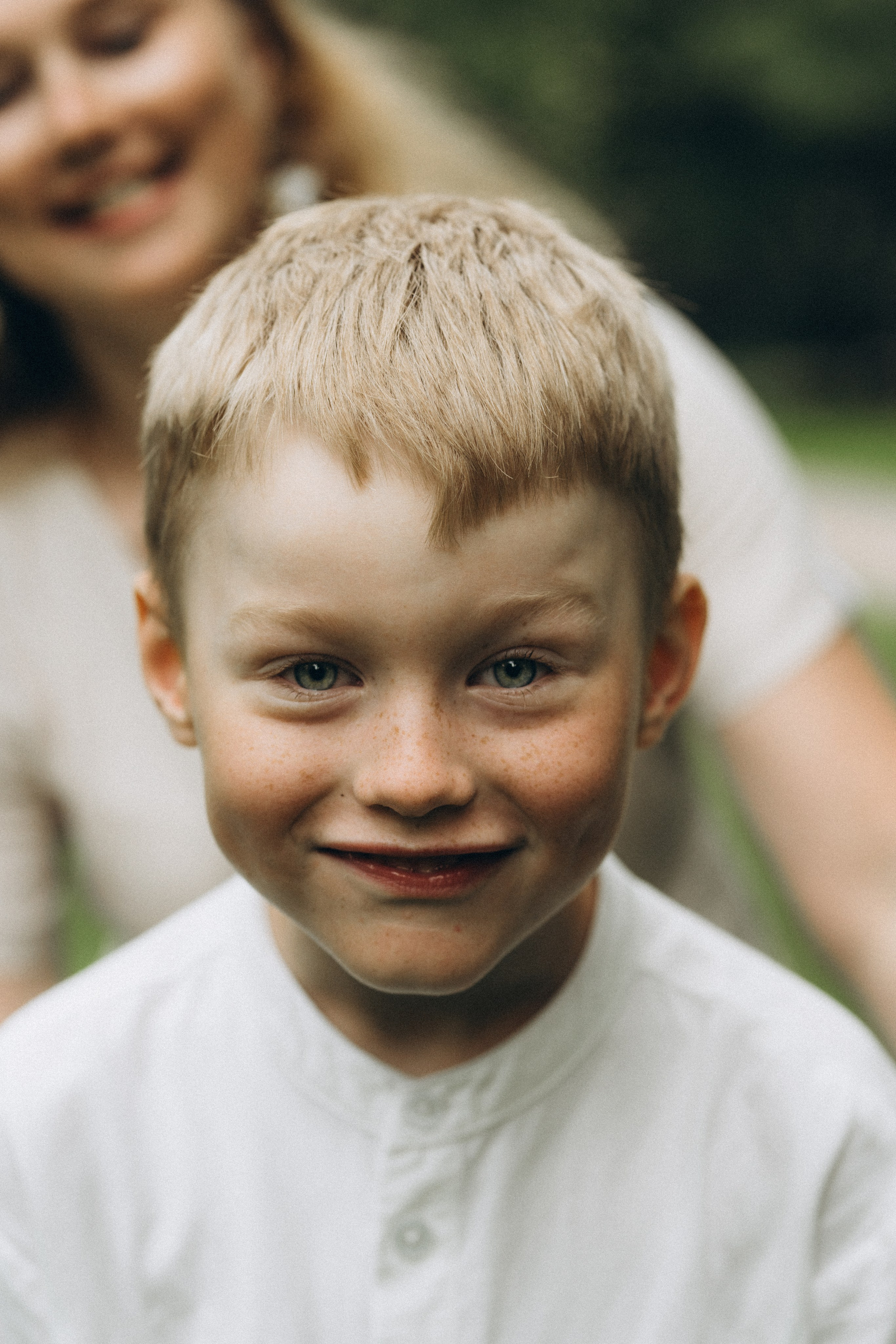 Kaivopuisto. Wedding and potrait photographer in Helsinki Vickan O