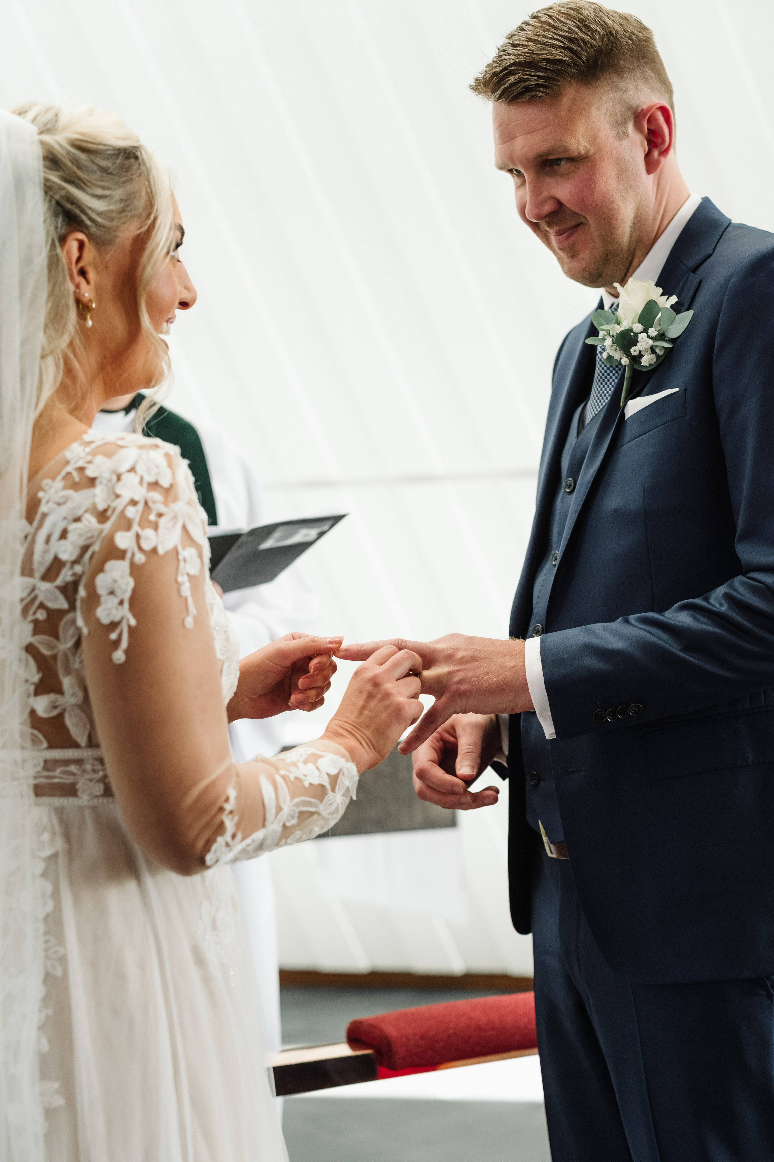 Iris and Helgi. Michalina Dzianach Wedding Photographer Iceland