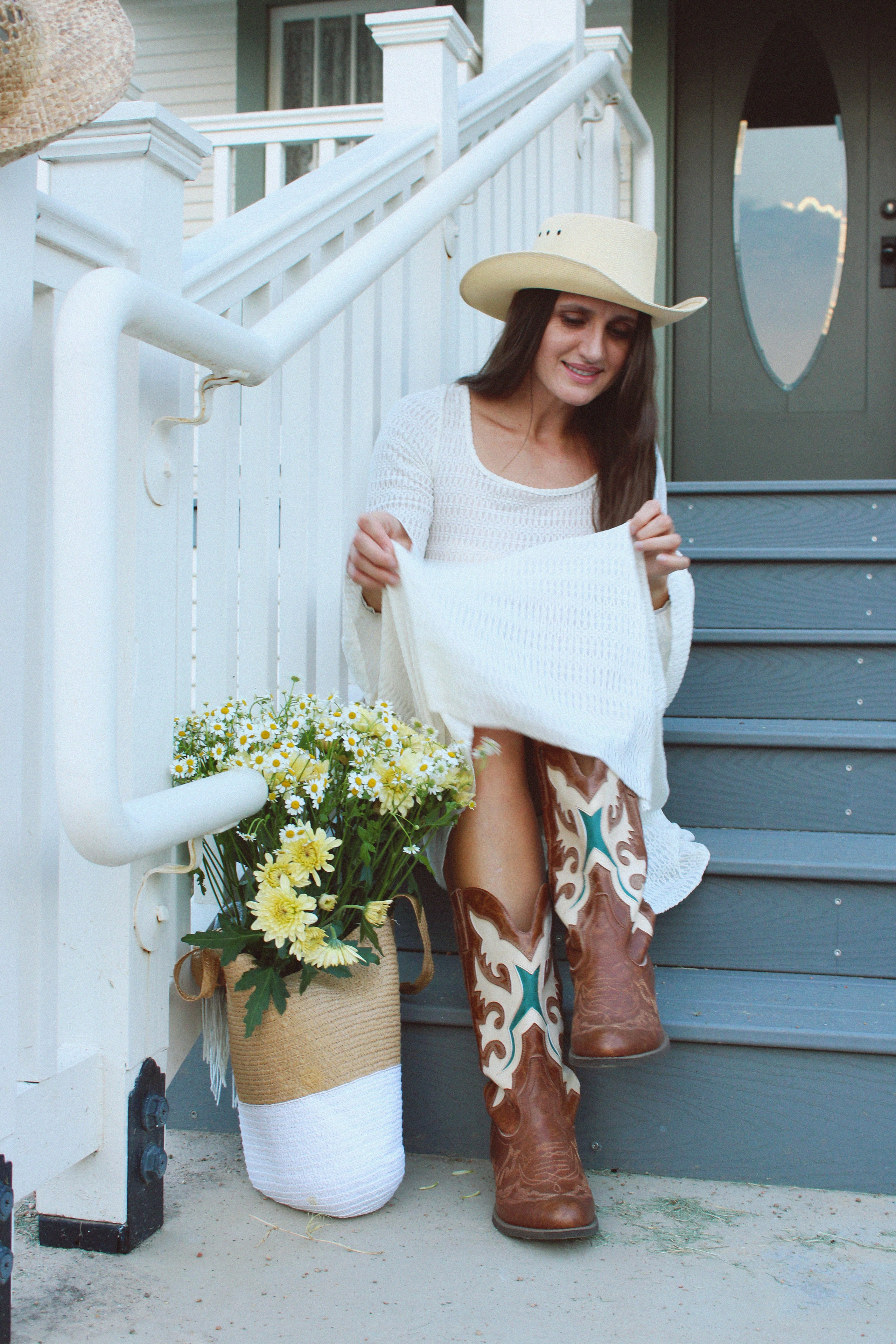Texas Countryside Family Photoshoot in Cowboy Style. Lana Petrychenko — Portrait & Family Photographer. Valencia, Spain