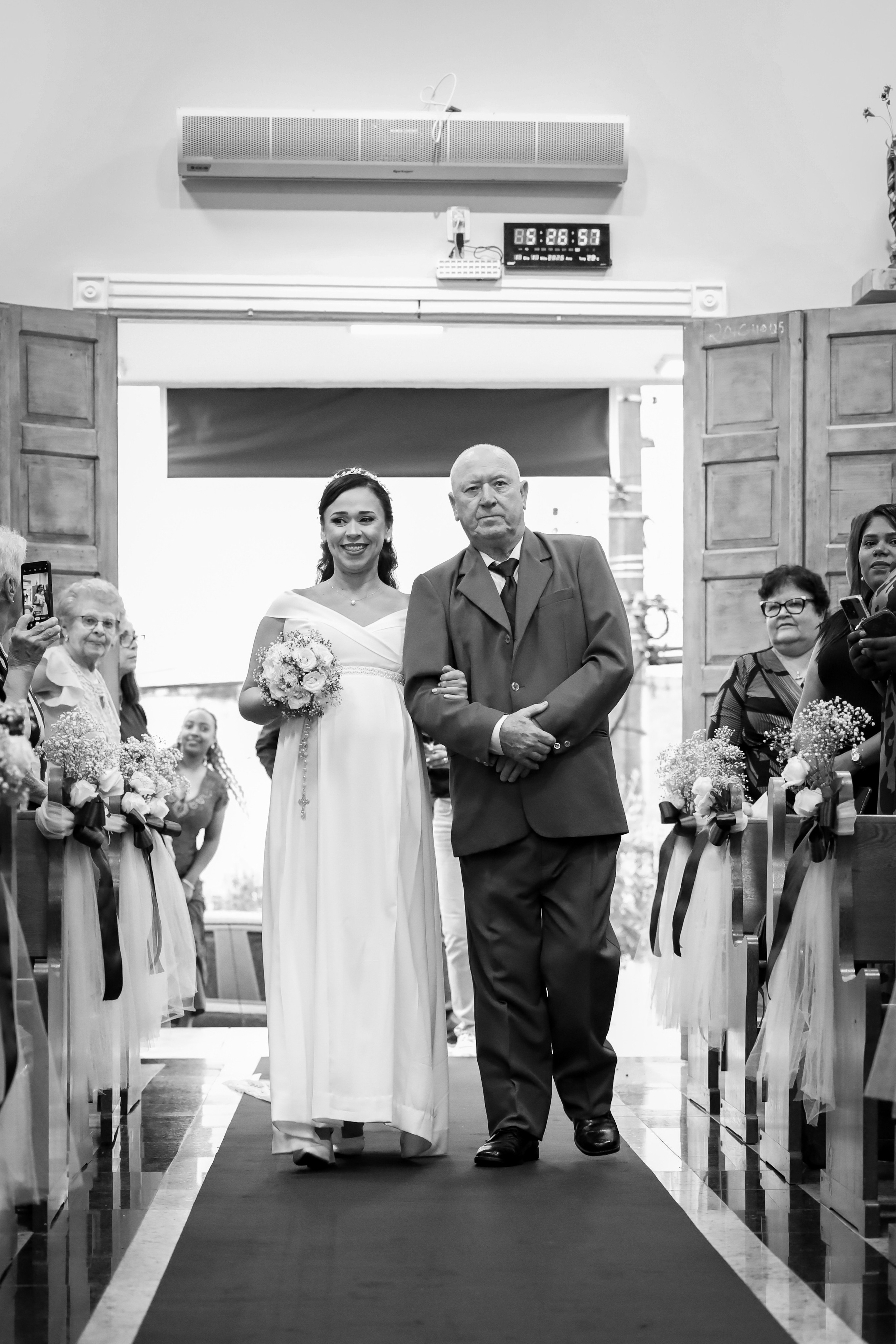 CASAMENTOS. Fotógrafo de momentos Sagrados