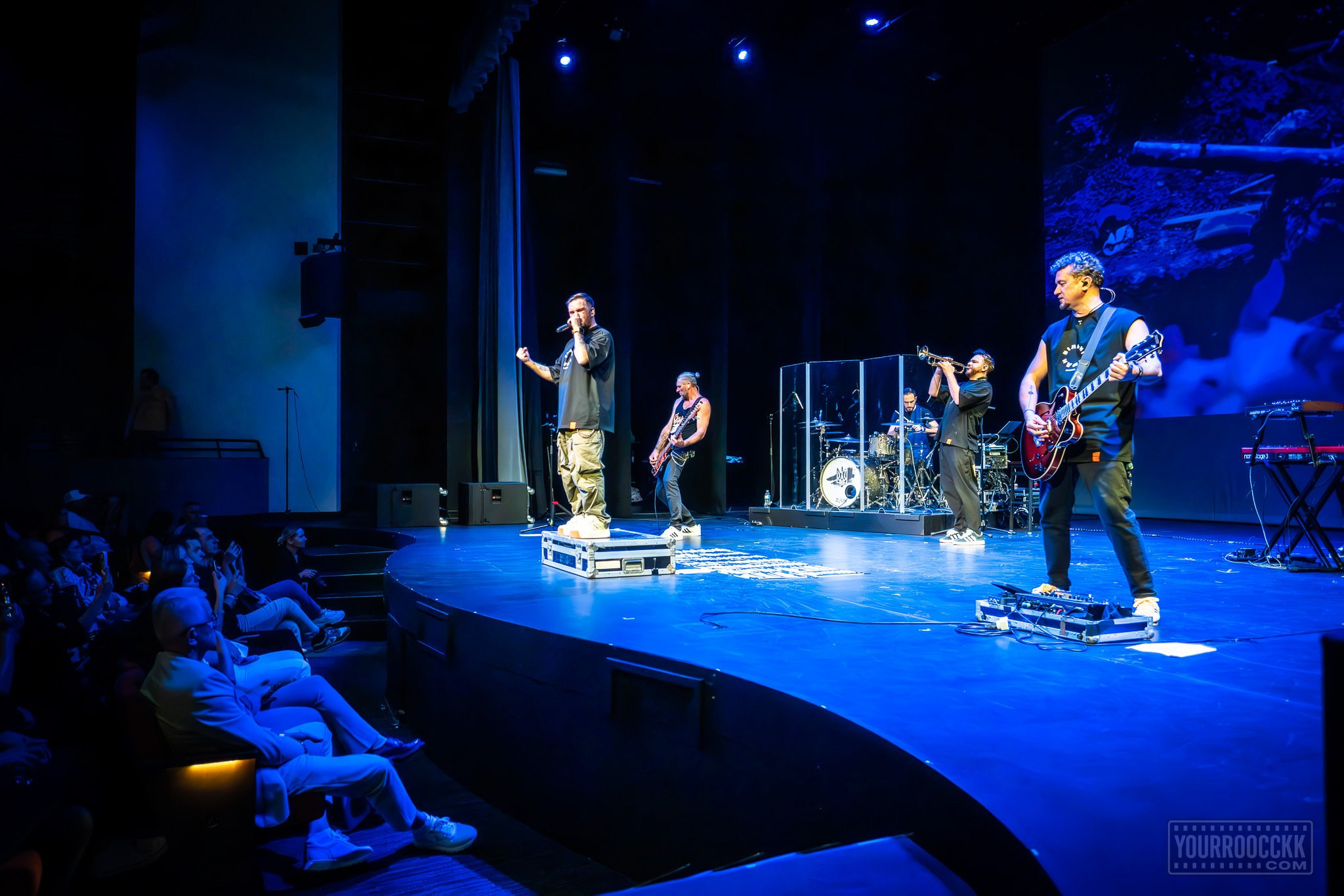 BEZ OBMEZHEN | SACRAMENTO. Reportage concert portrait photography in the San Francisco Bay Area