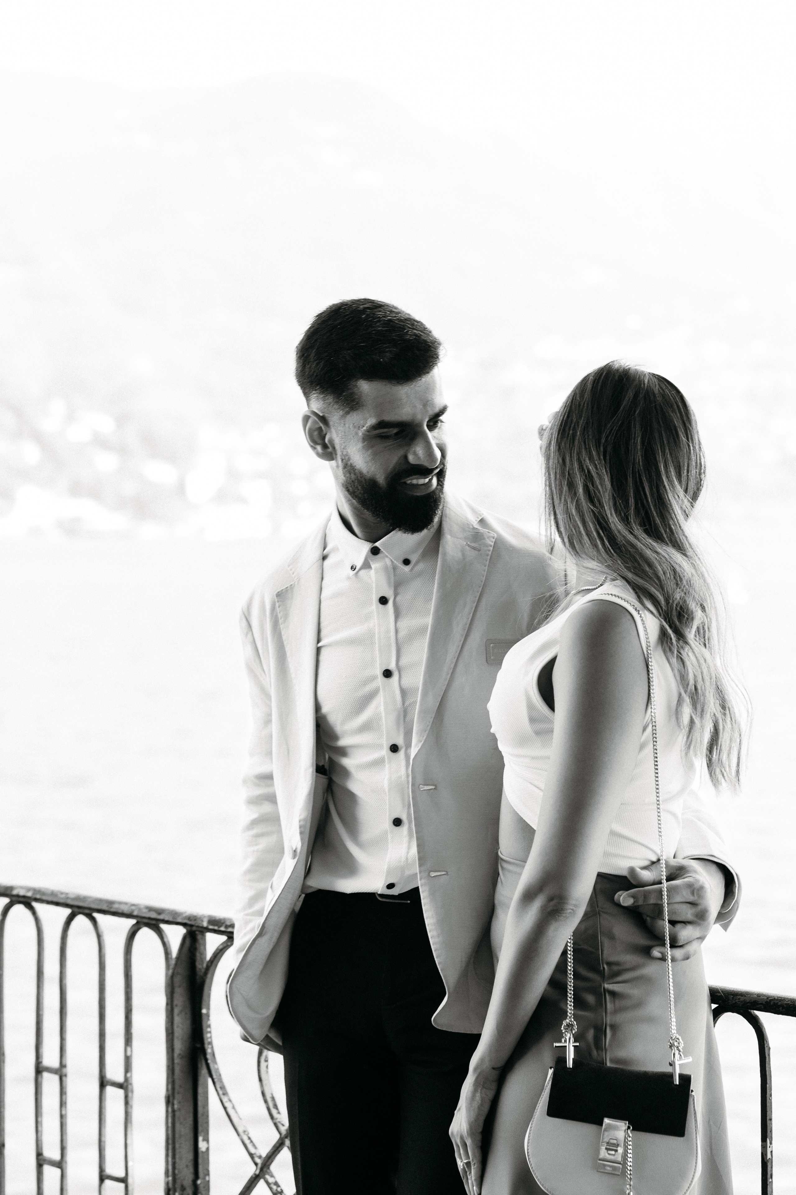 She said yes 💍. Wedding photographer in Italy