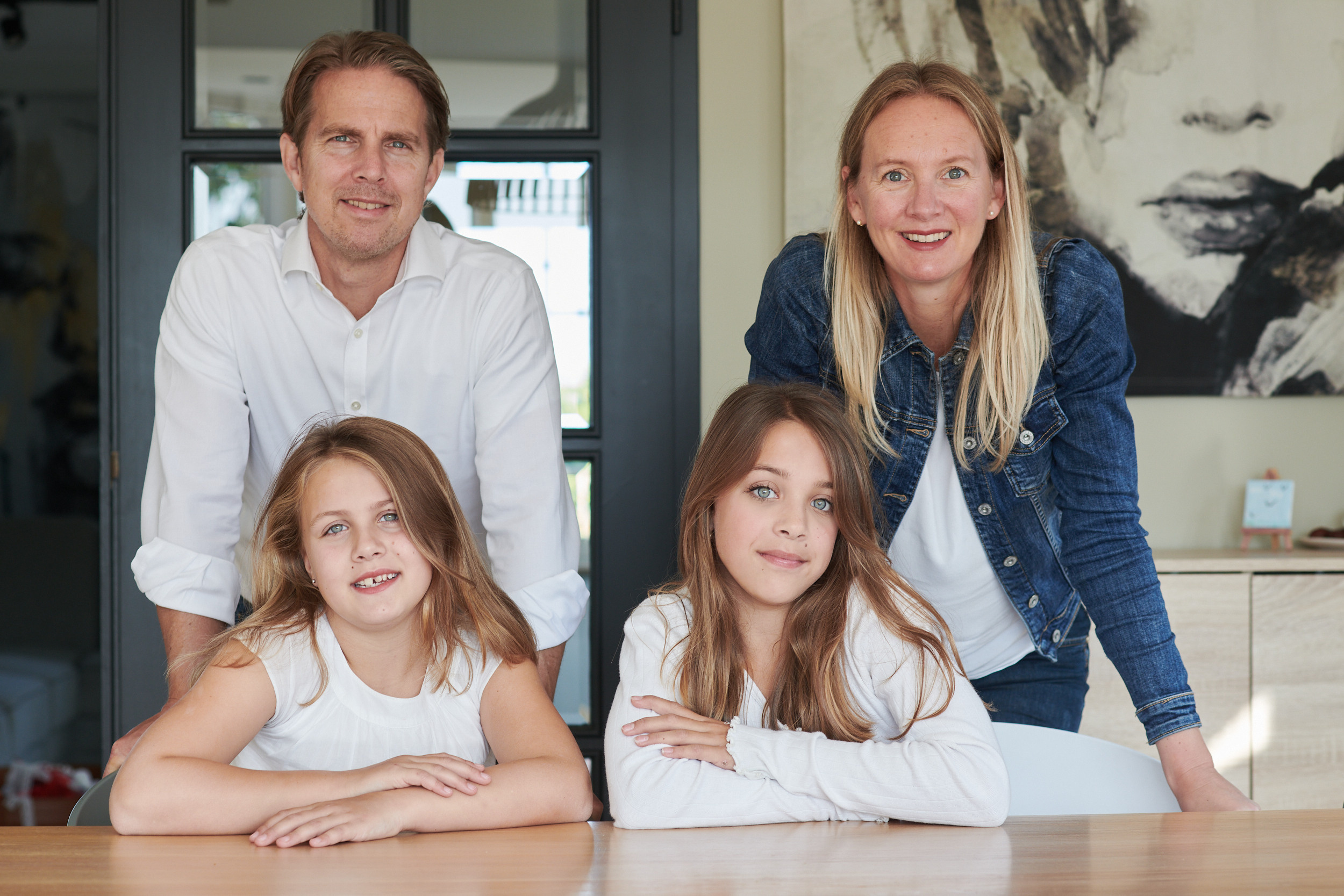 Family photo shoot in the Netherlands. Portrait and Wedding Photographer Brussels & Amsterdam